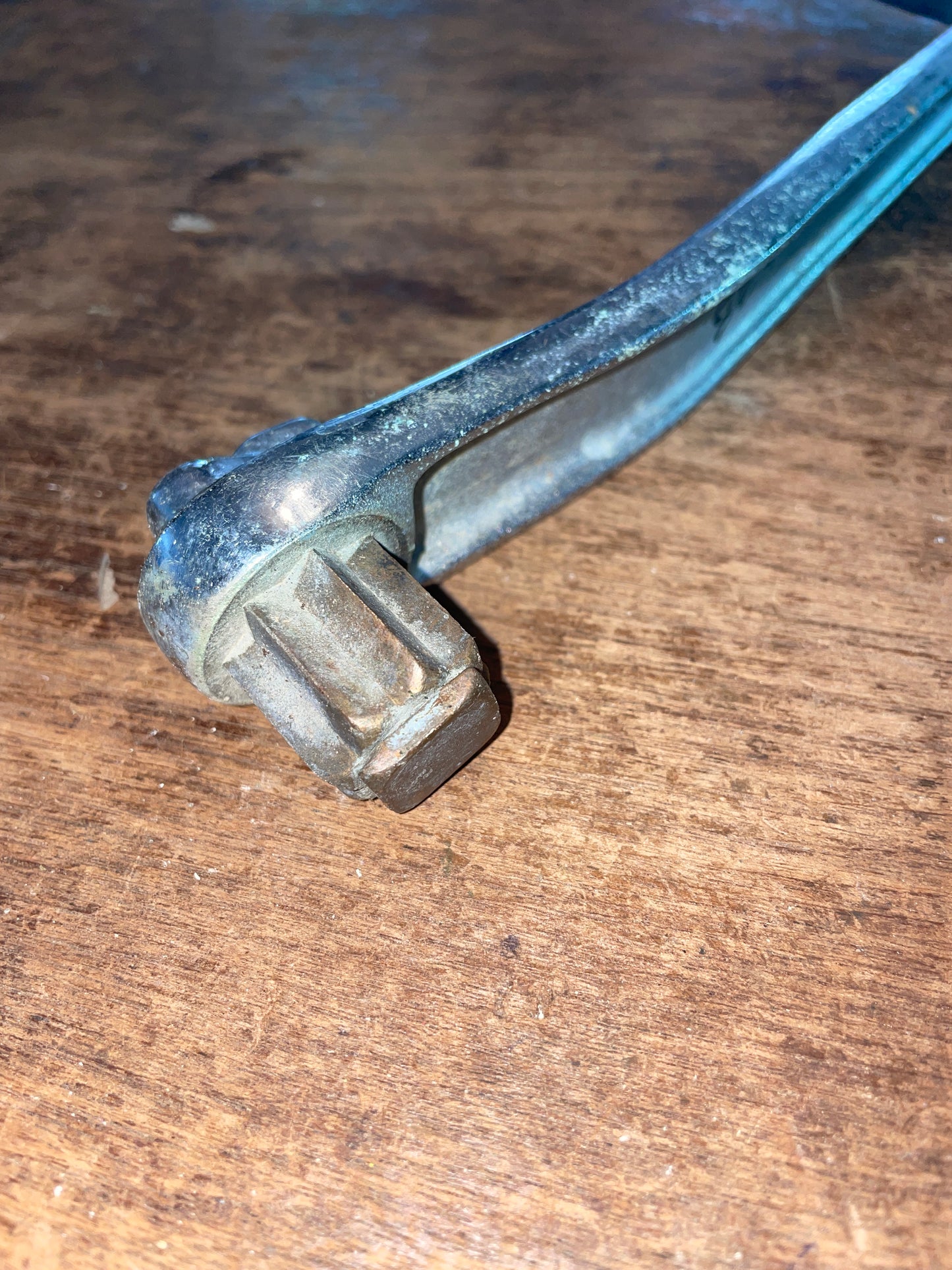 Barlow Locking Winch Handle 11 1/4” long