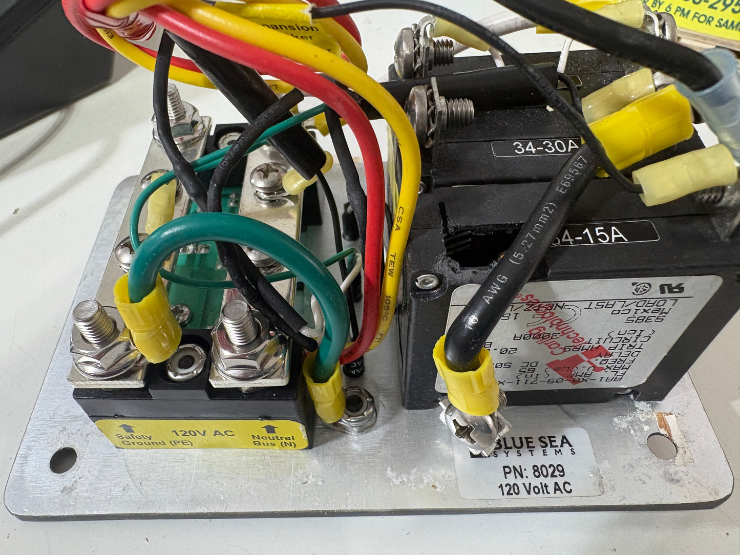 Blue Seas Systems 12 Volt DC Distribution Panel 3 switch
