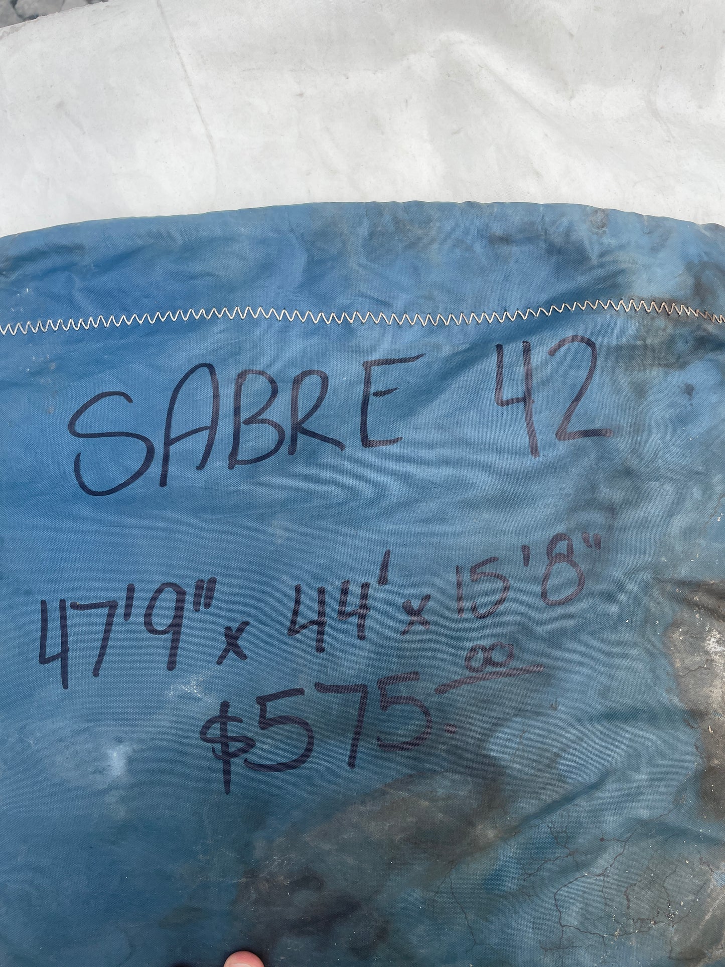 Sabre 42 Mainsail 47’9” x 44’ x 15’ 8”