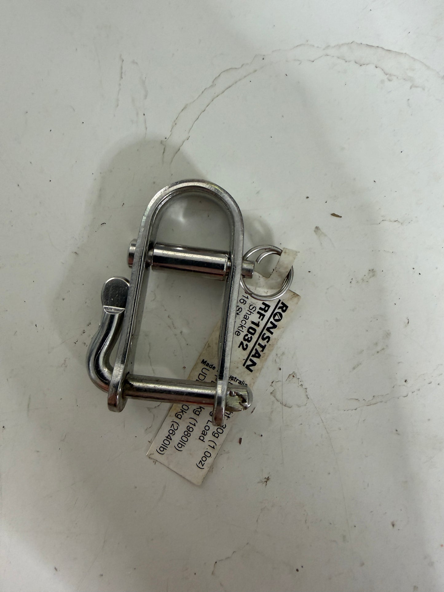 Ronstan RF1032 Halyard Shackle - 3/16” Pin