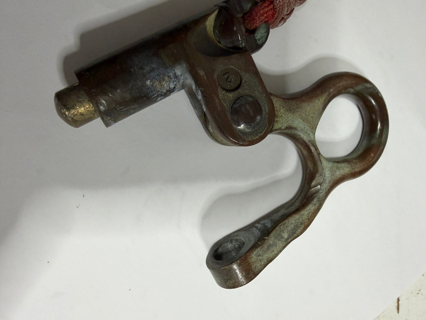 Vintage #2 Merriman Bronze Halyard Shackle