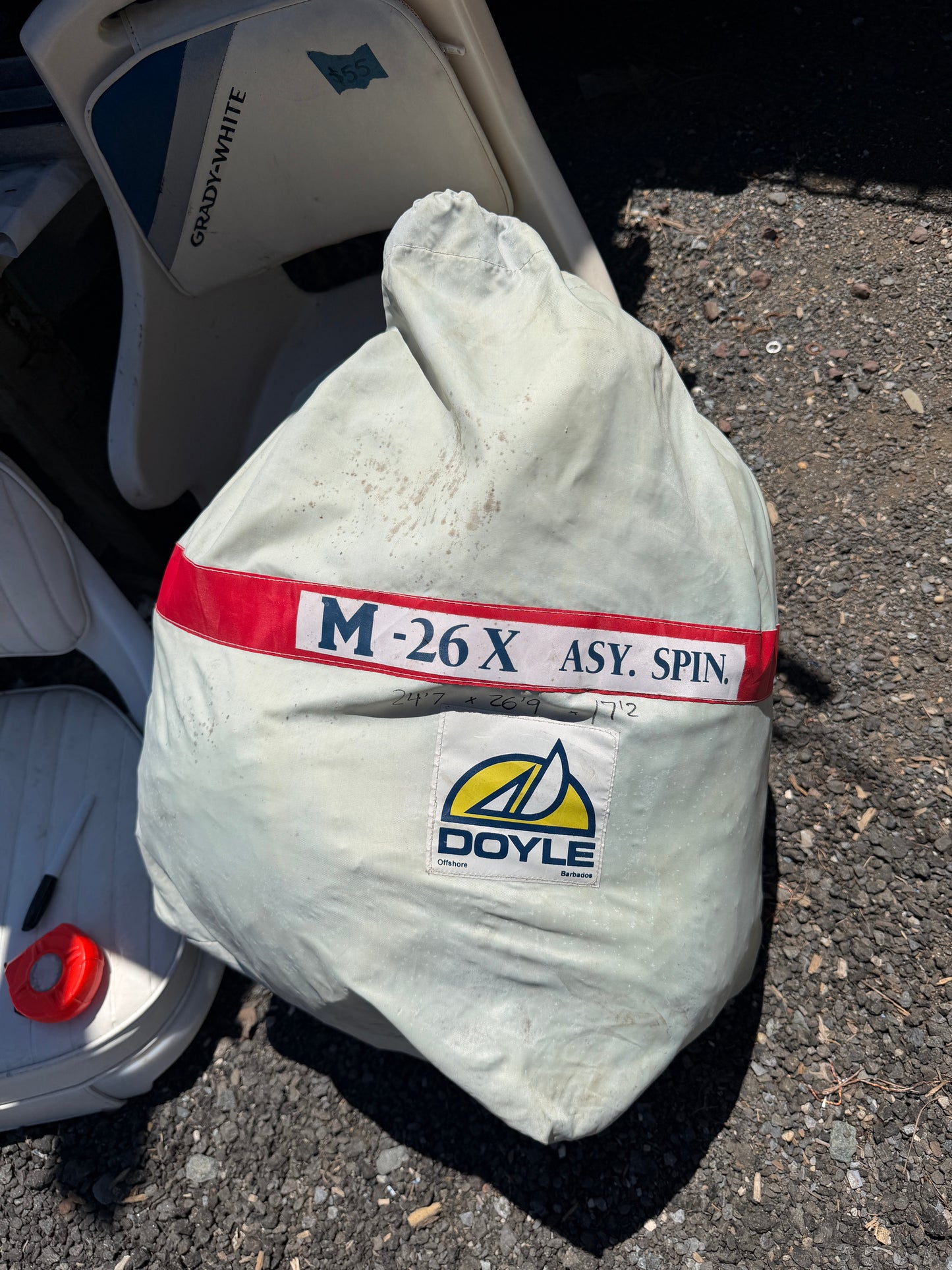 MacGregor 26X Asymmetrical Spinnaker IN Sock - 26'9" x 24'7" x 17'2" - LIKE NEW CONDITION