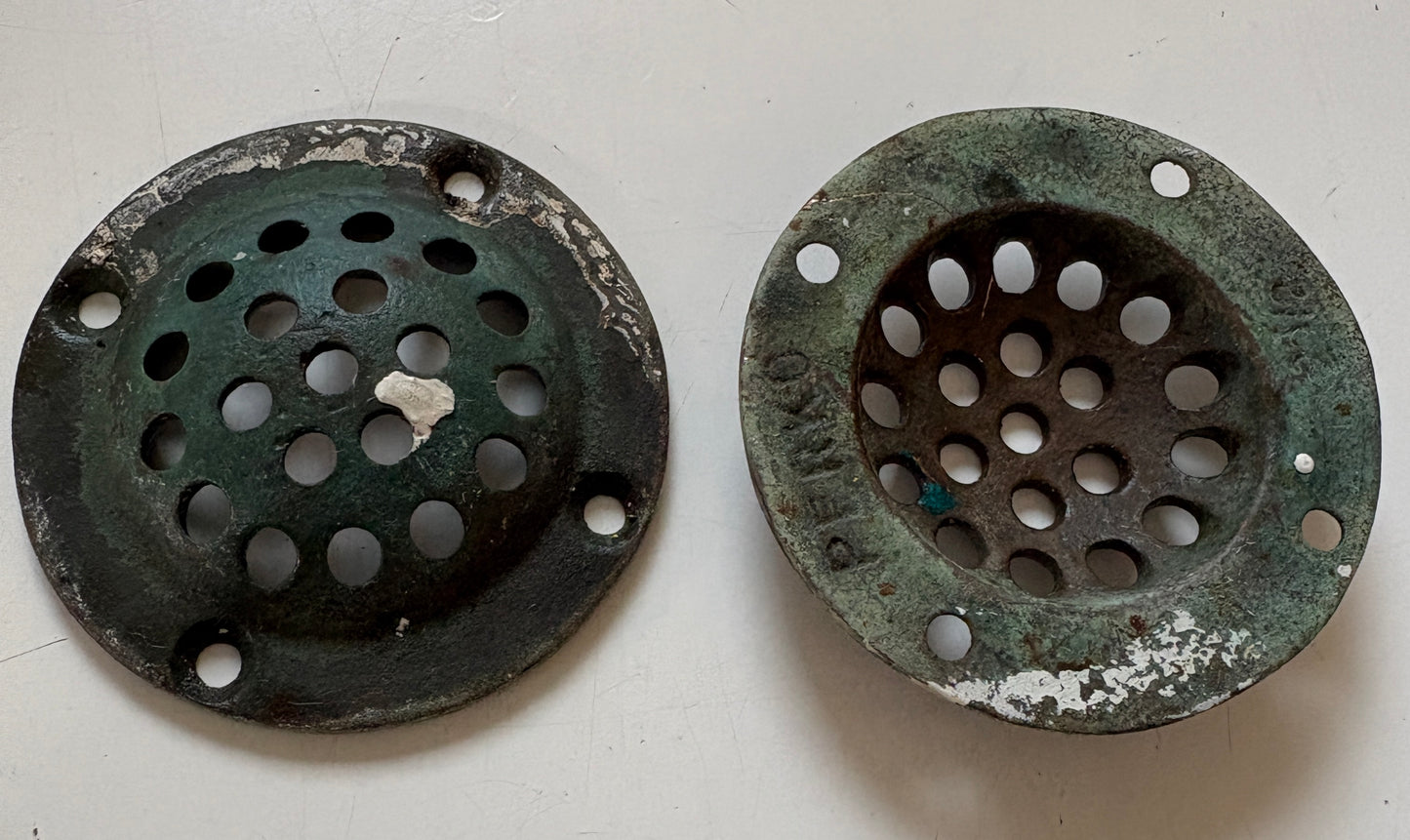 Perko 2 1/2" Bronze Strainer Pair