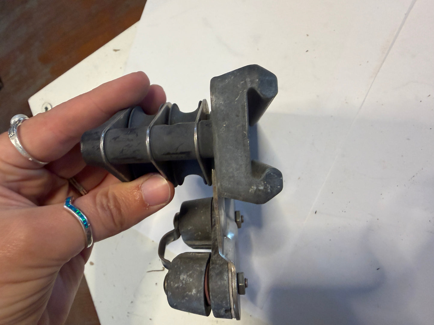 HARKEN DOUBLE SHEAVE WITH CAM CLEAT - 1” TRACK / TRAVELER END CAR