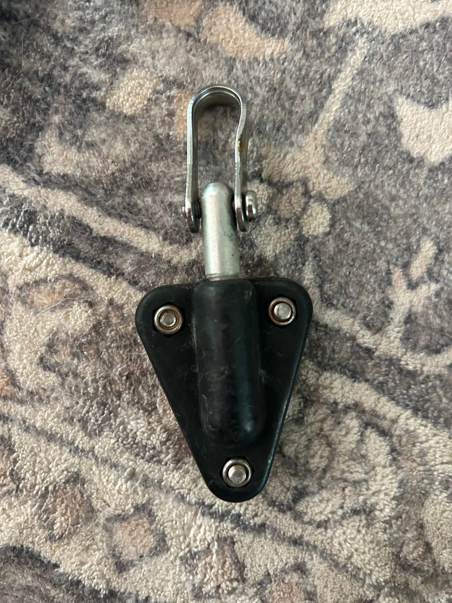 LOT OF 8- Full Batten Sail Receptacles with Shackles