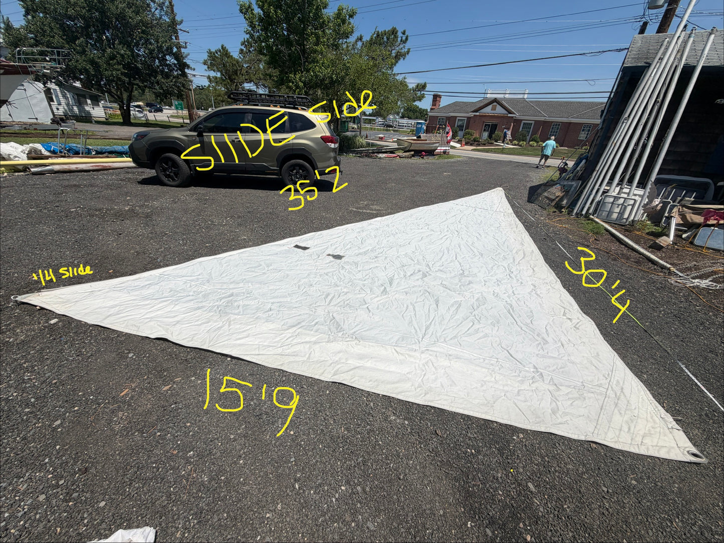 ODAY 30 Sail 35'2" x 30'4" x 15'9" - 1/4" Slide