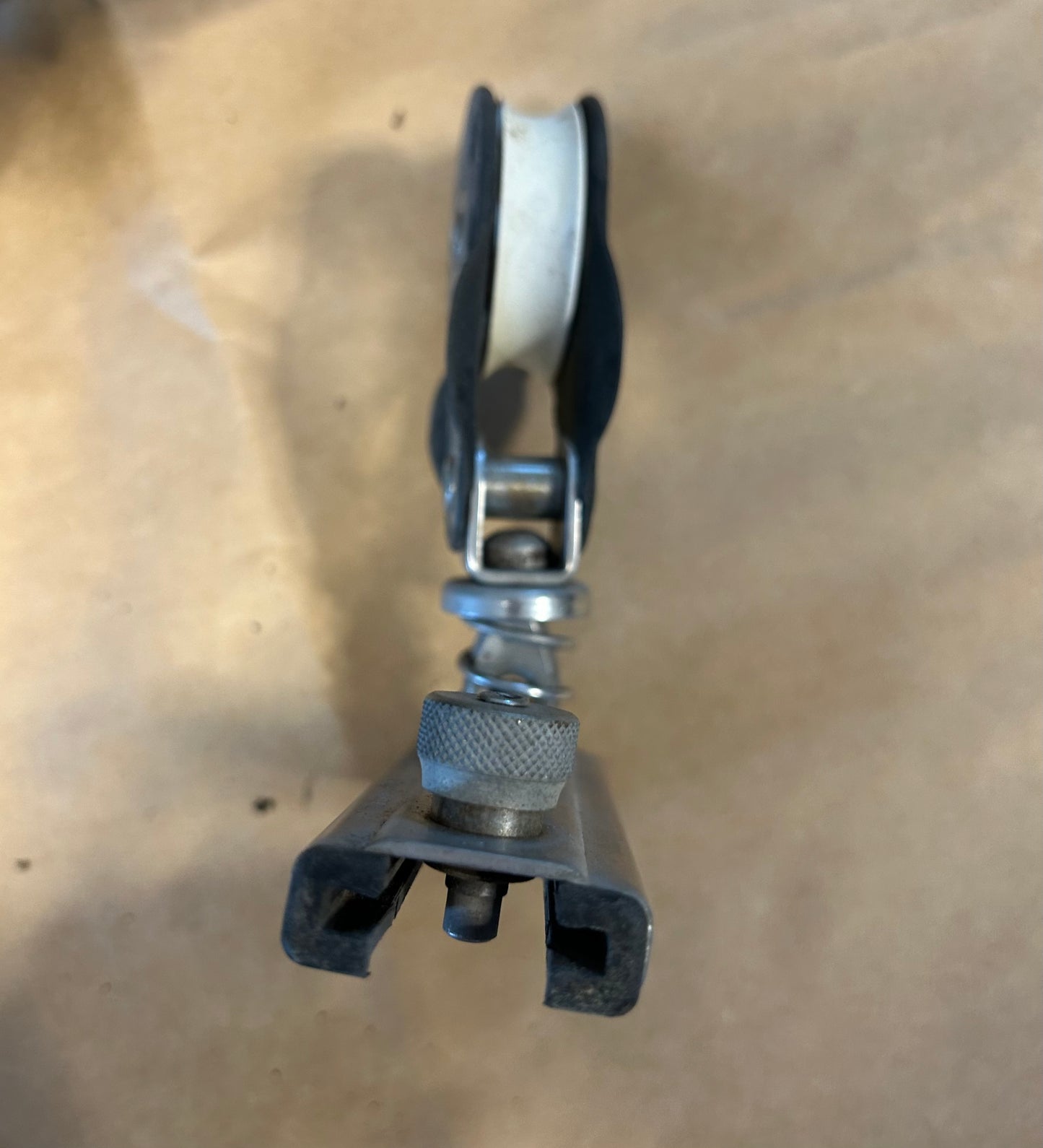 Ronstan Single Block Pull Top Track Car - 14/16"