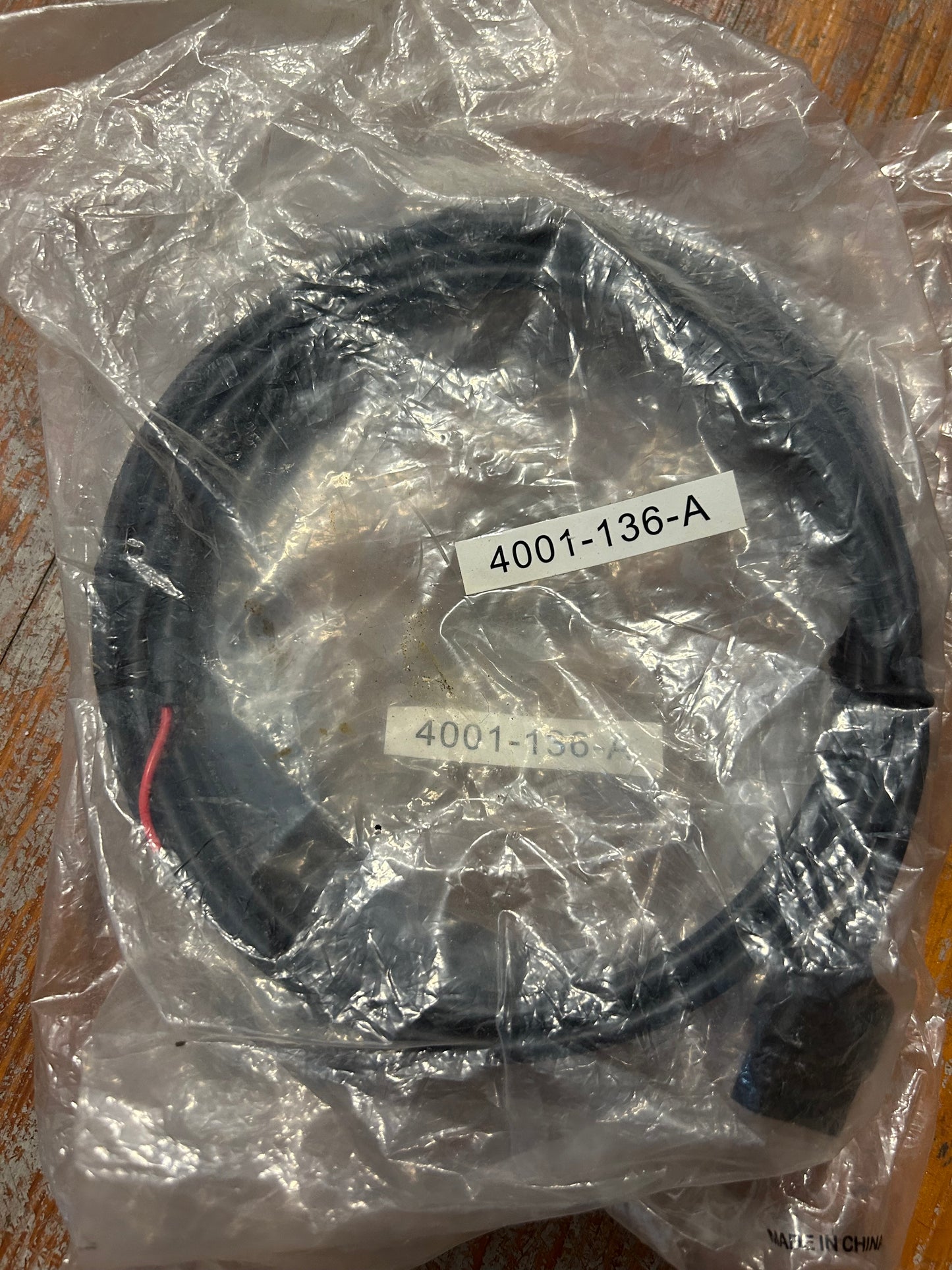 NOS Raymarine SeaTalk D229 Interconnect Cable 4001-136-A 2M SeaTalk1 ST1
