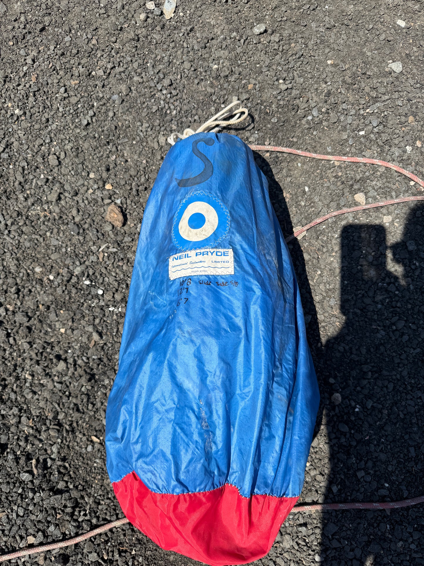 Small Dinghy Sale - 12'7" x 10'8" x 6'7" - 5/8" Slide
