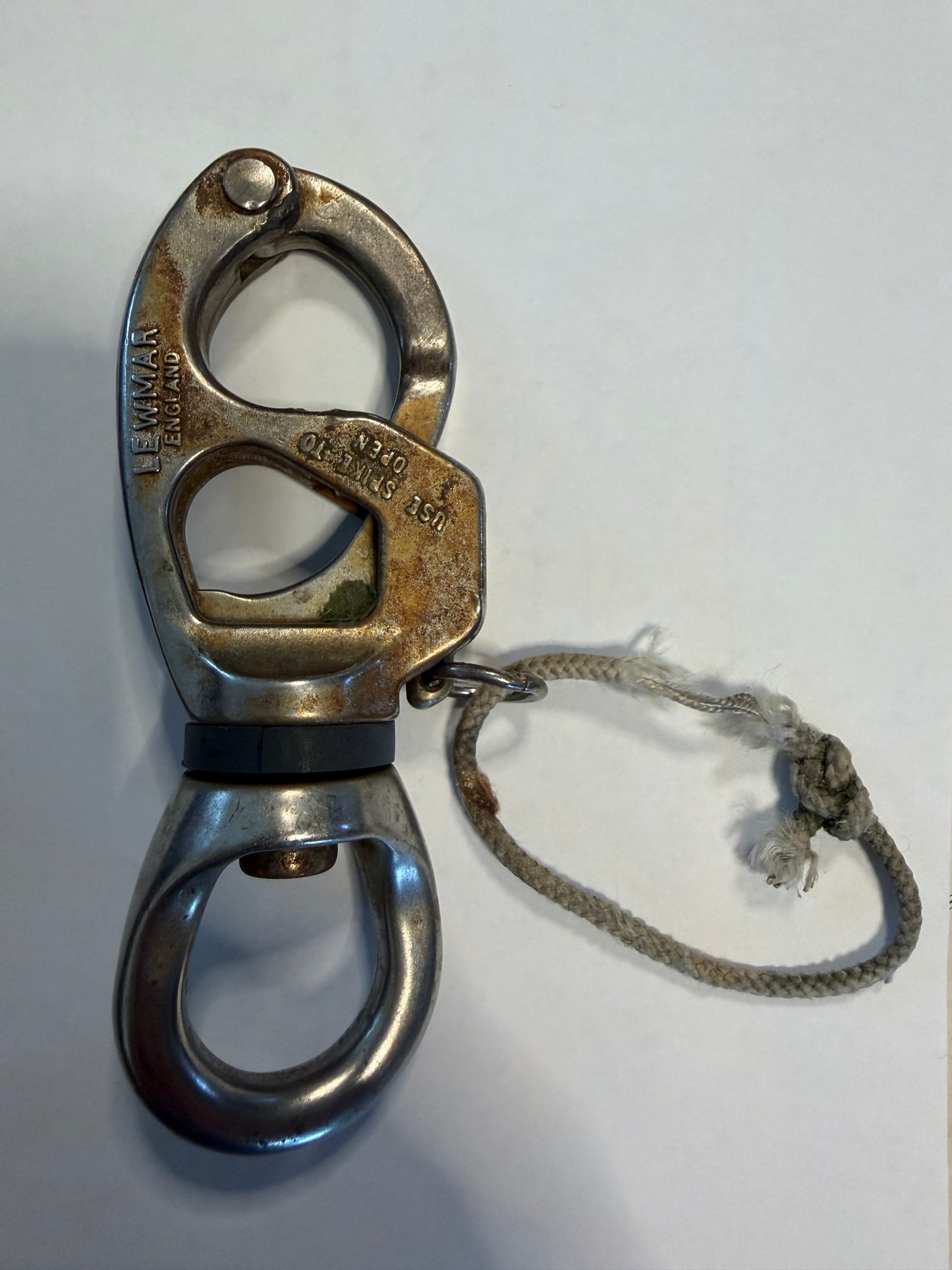 Lewmar Snap Shackle - 7/8" Bail