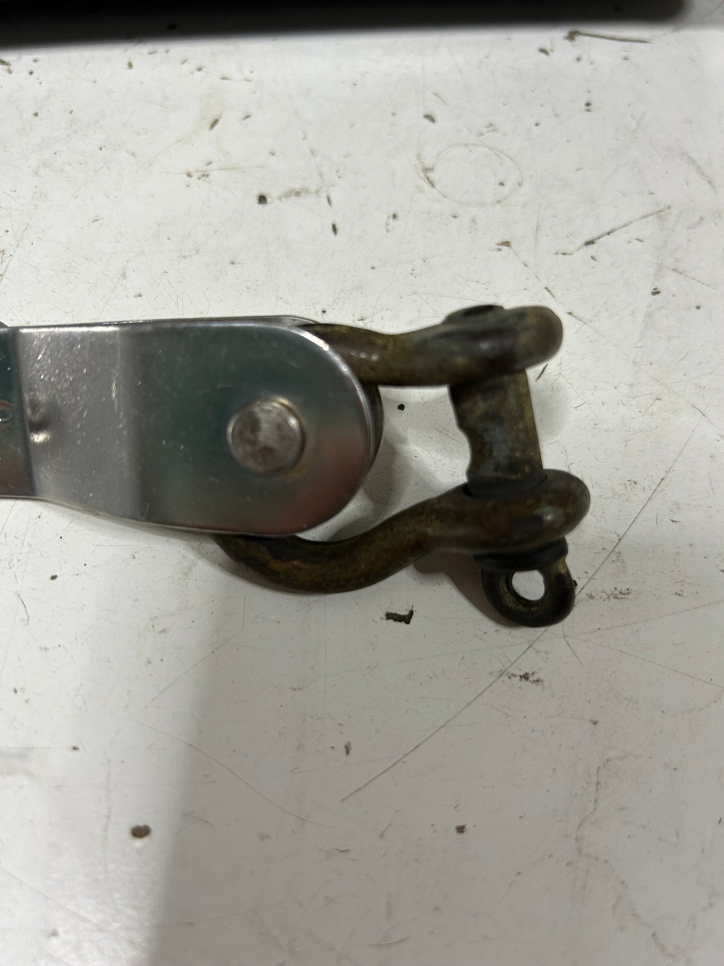 RONSTAN Mast Tang RF349 with bronze shackle
