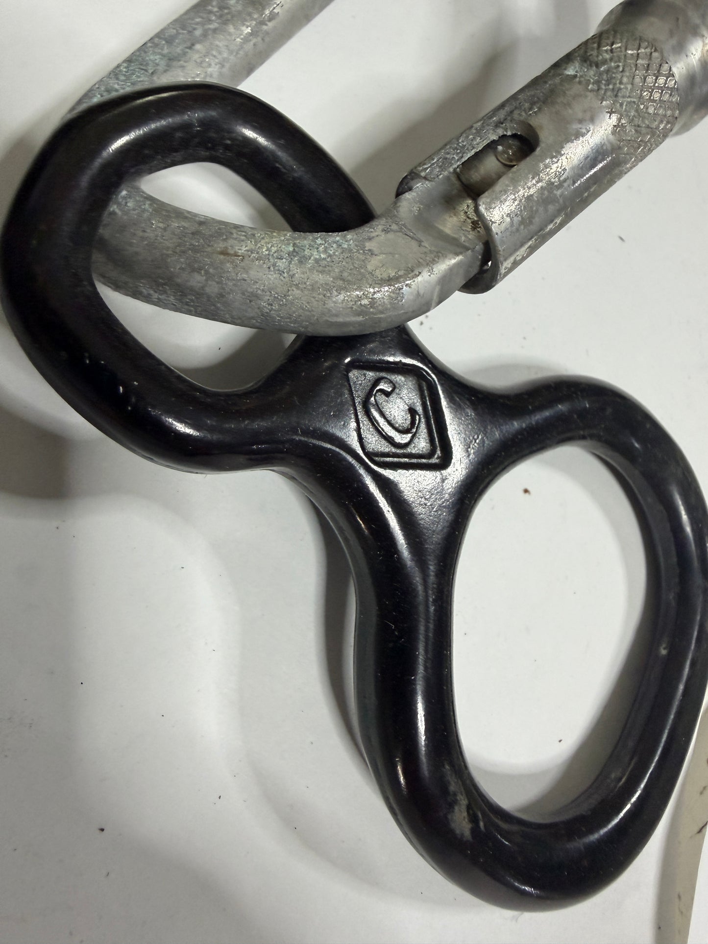 Climbing Descender