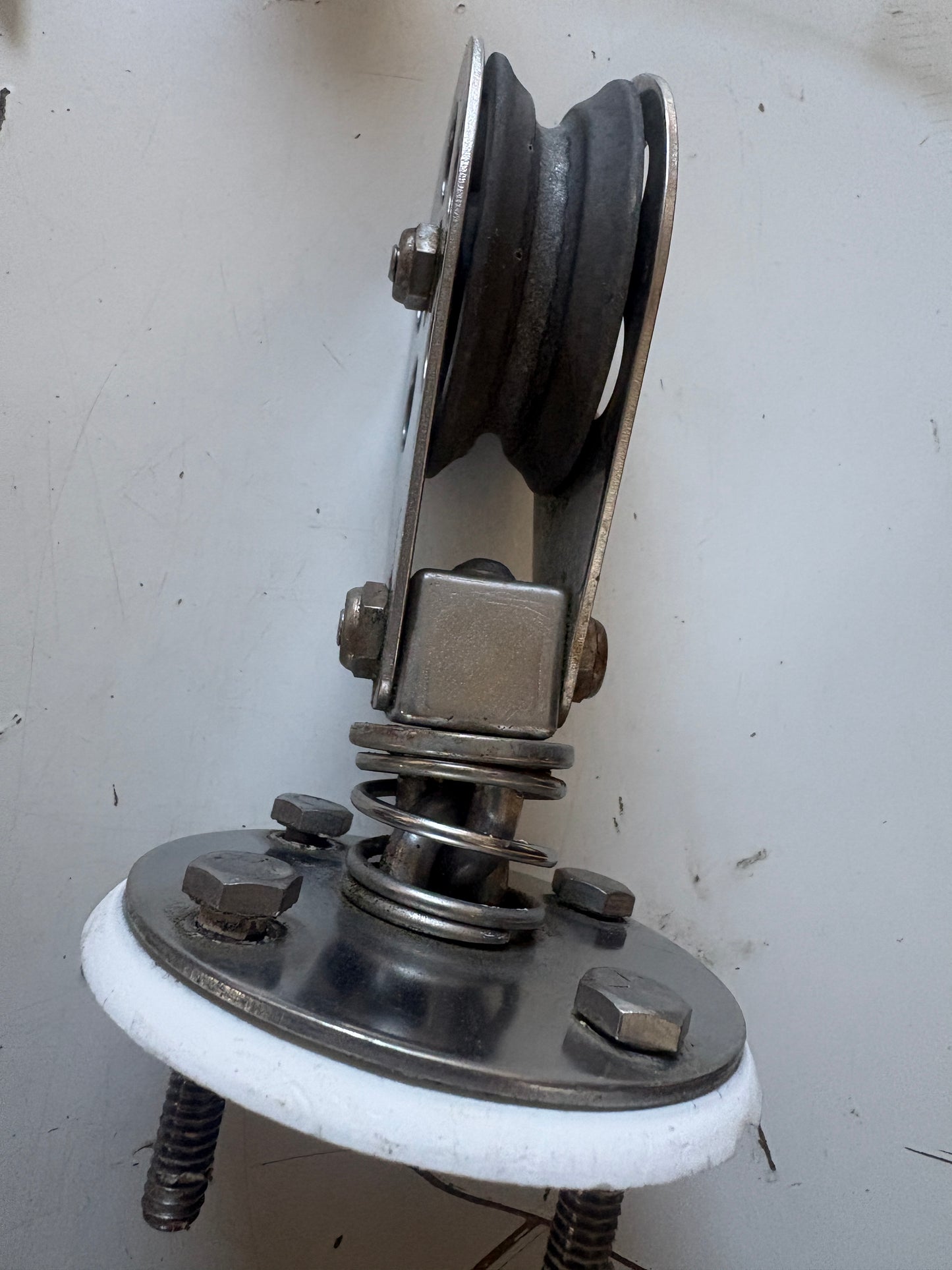 Schaefer Spring Loaded Standing Block with Wire Sheave 2 3/8" and 1/4" Wire