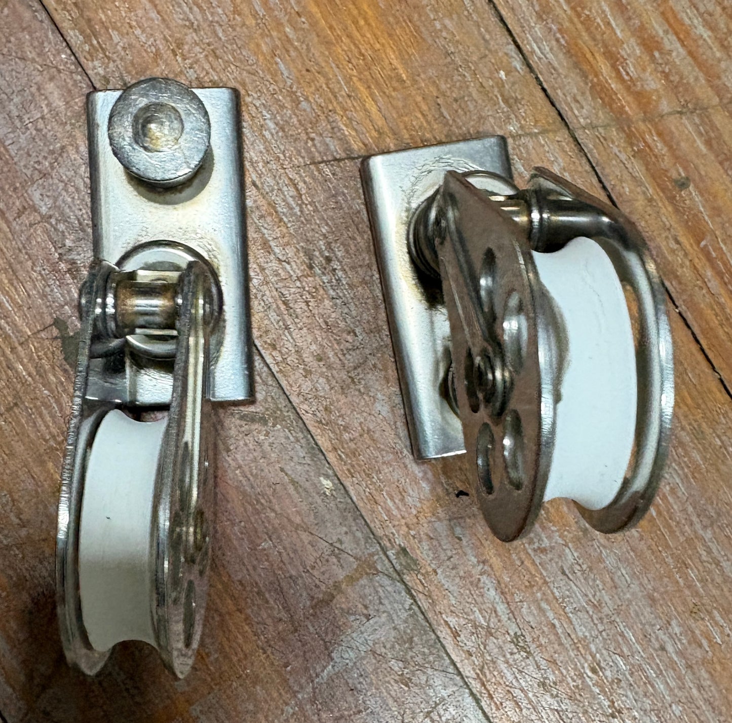 Schaefer Single Block Pull Top Track Car ; 1 3/4” Sheave- 3/8” Line - 1” Track PAIR