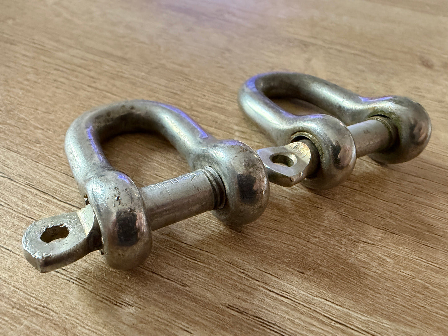 PAIR D Shackles - 5/16" Pin Diameter x 5/8" Width
