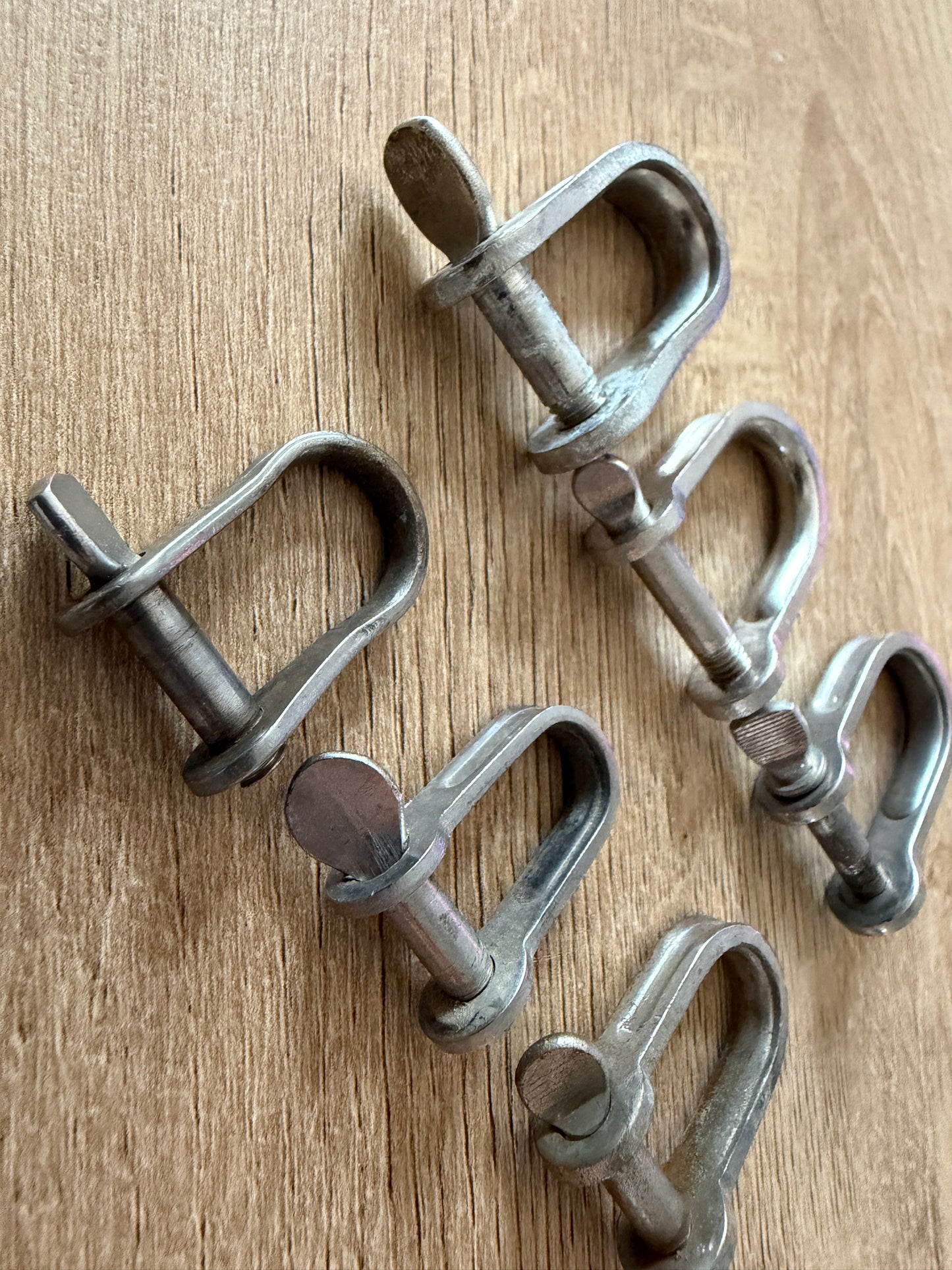 Bundle of 6 D Shackles - All Different Sizes