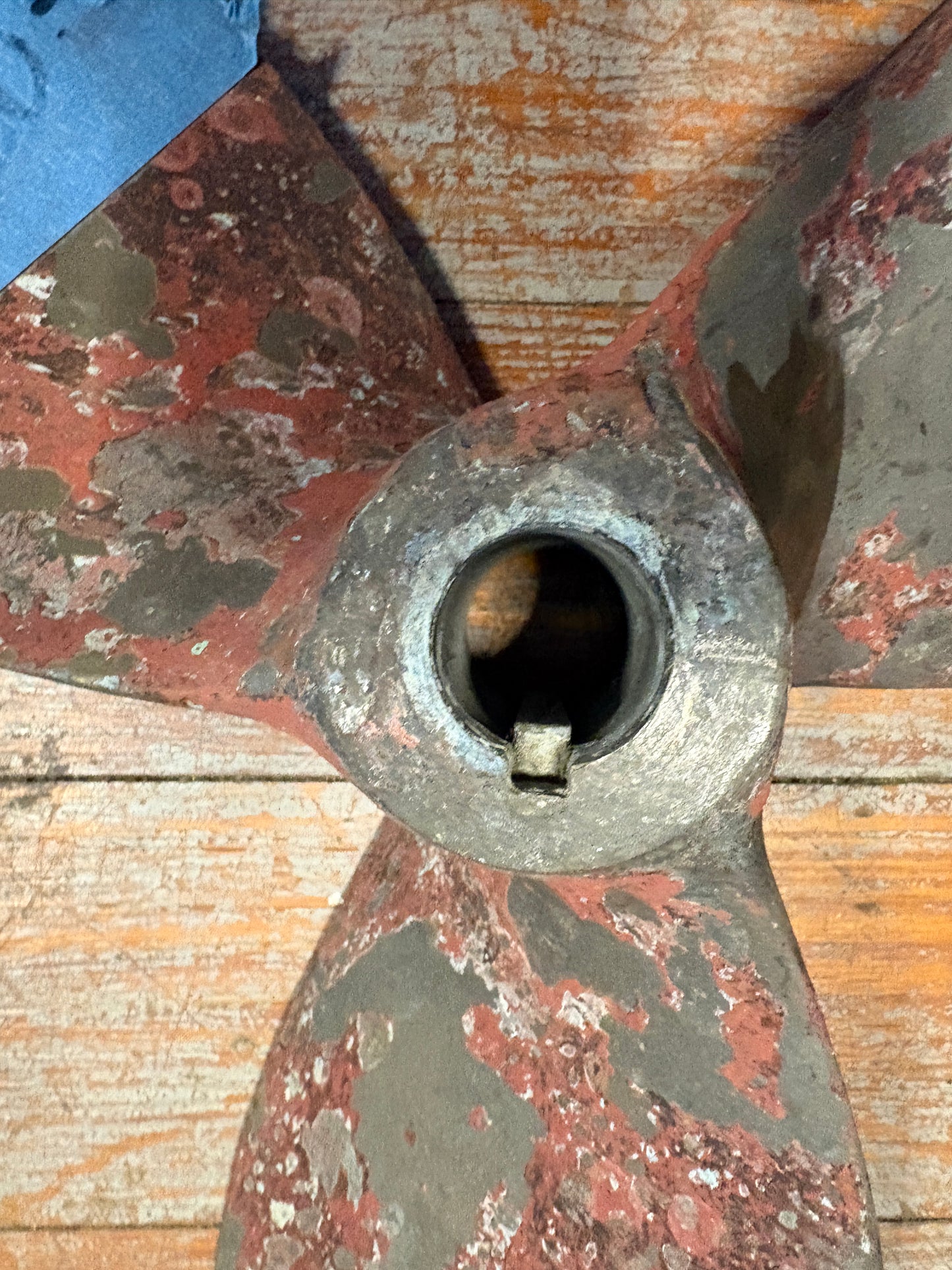 16 LH 12 1" to 7/8" Tapered Shaft 3 Blade Bronze Propeller