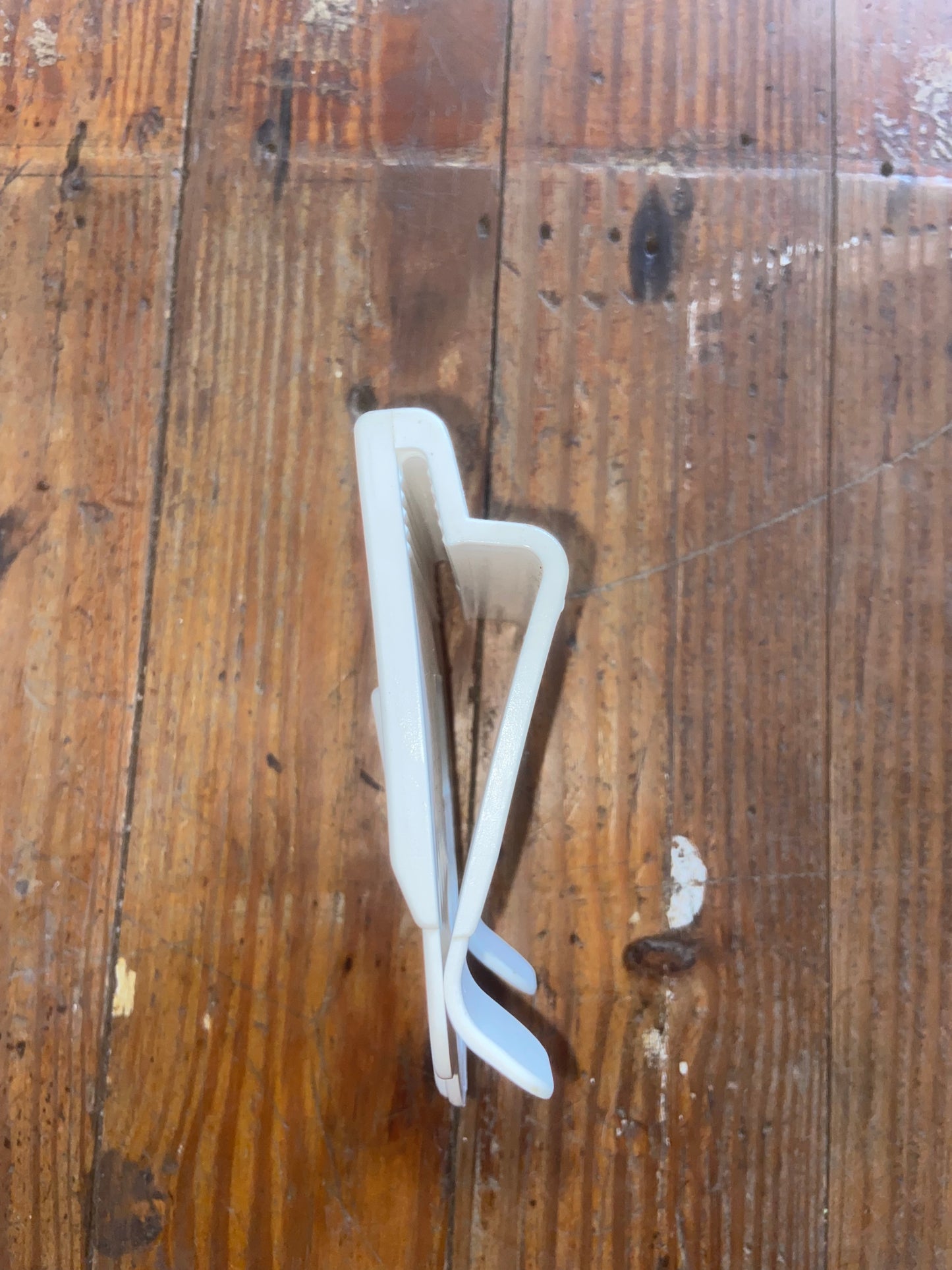 Davis Fender Clip