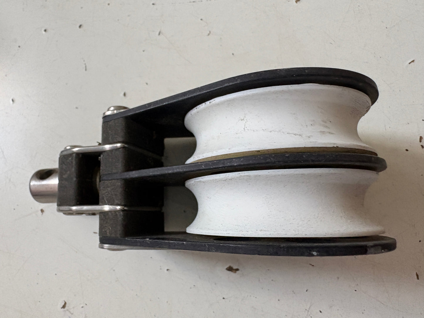 Schaefer Double Swivel Block 2" Sheave 3/8" Line