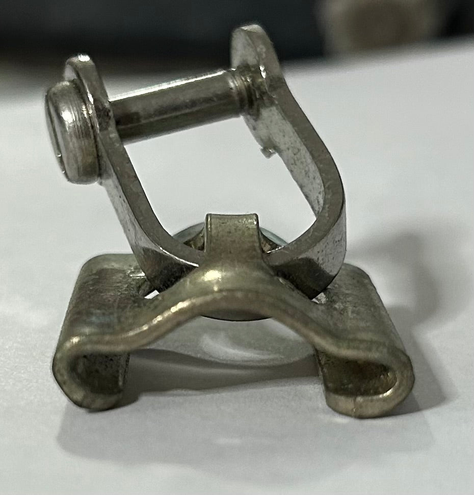 Stainless Steel Sail Slide 7/8" w/shackle
