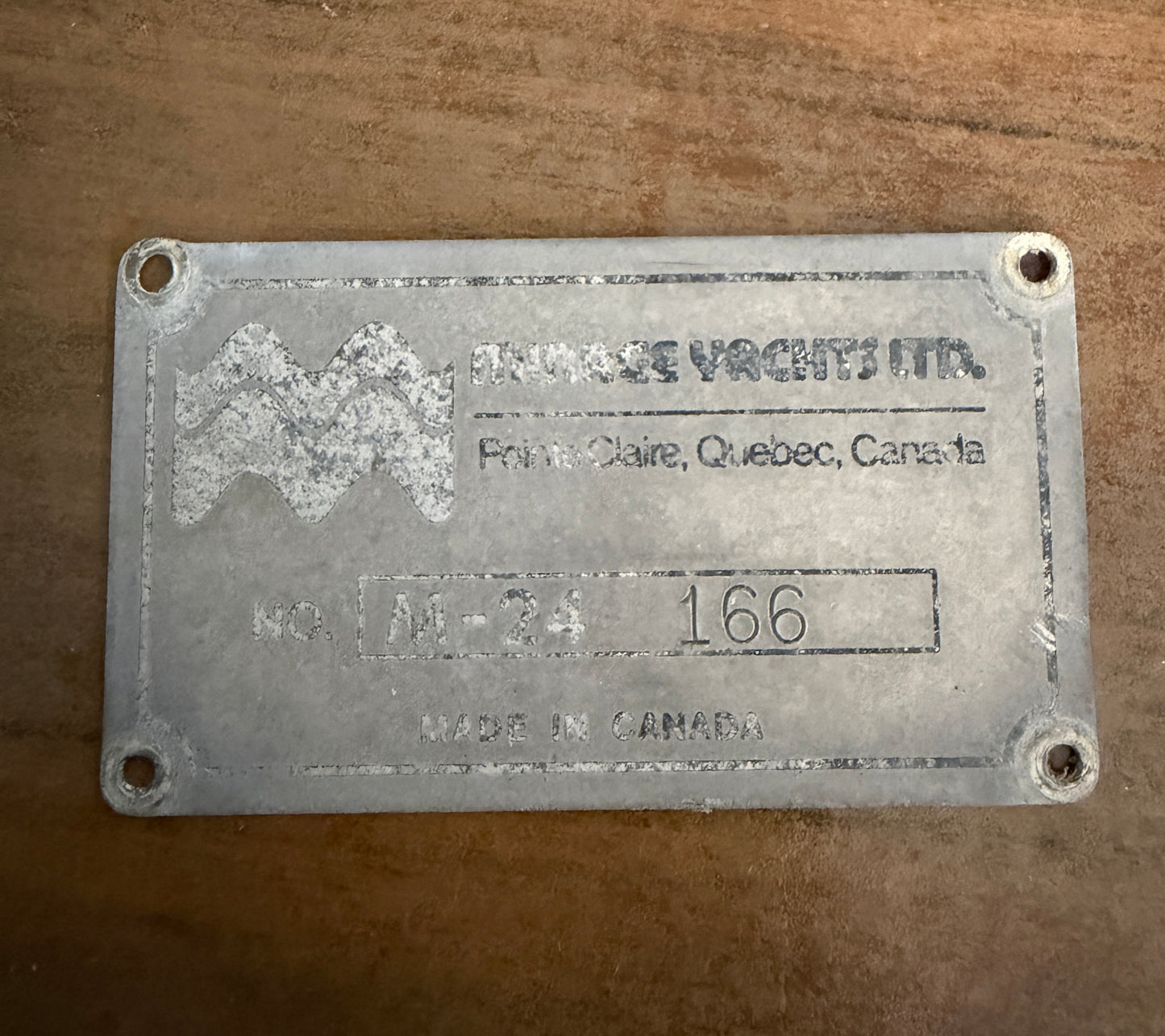 Mirage 24 Builders Plate