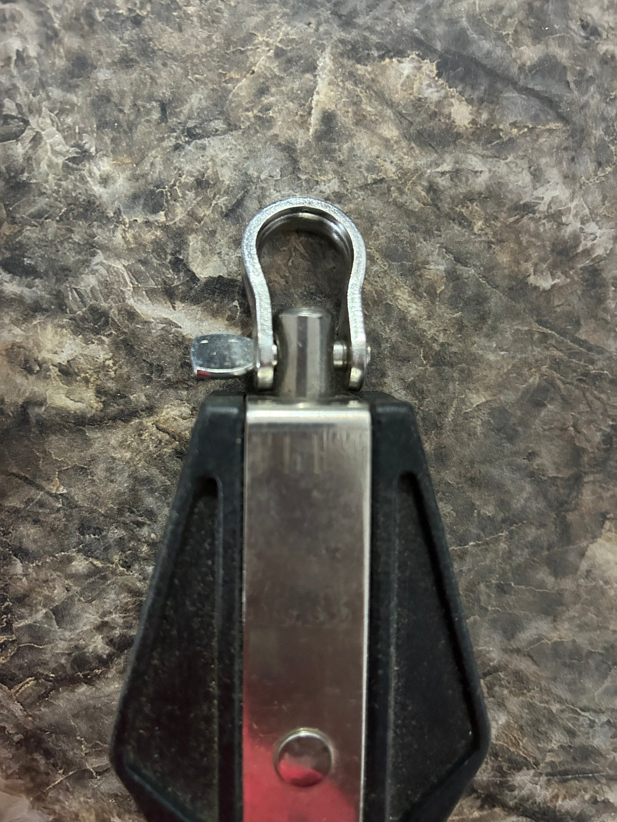 Gibb Single Block w/ Becket Fixed Shackle 2-1/2” Sheave 1/2” Line