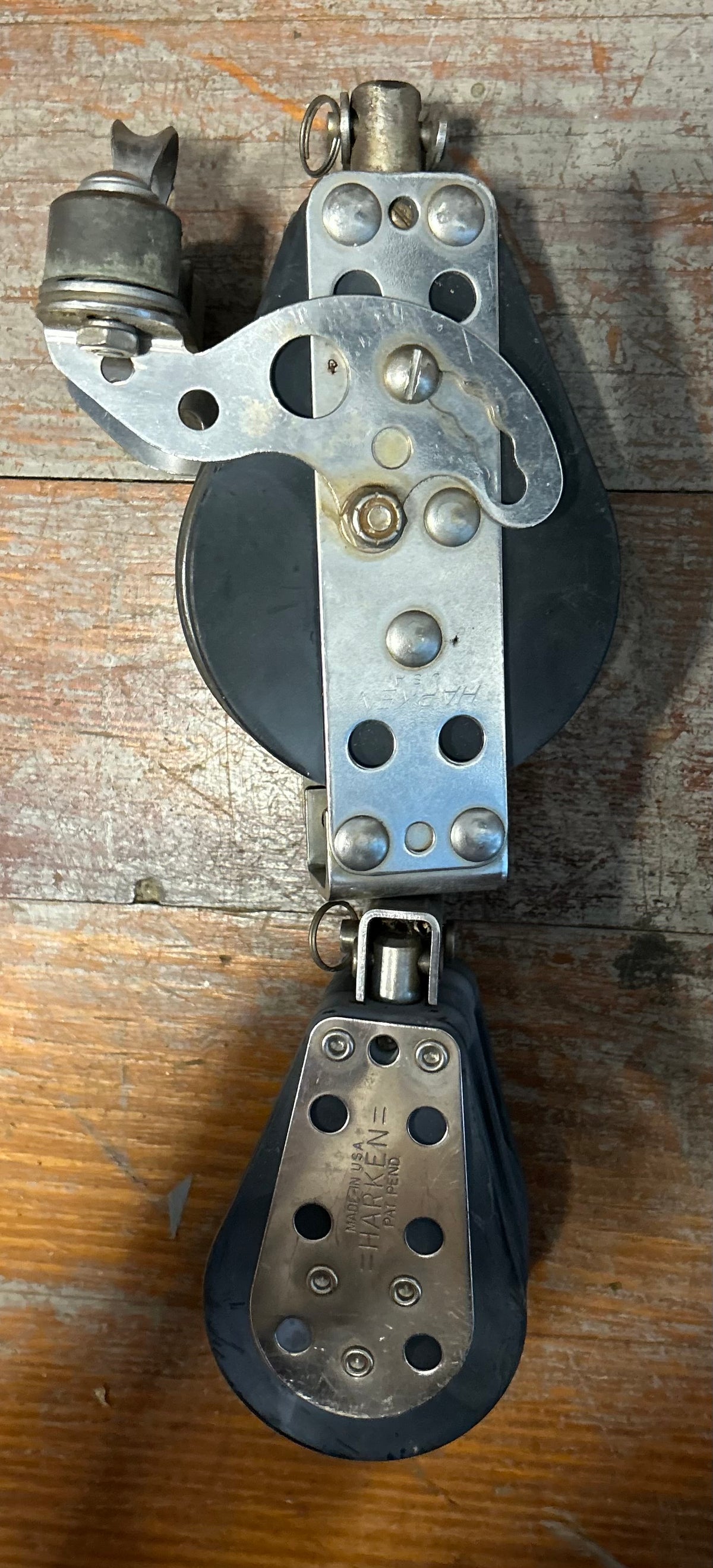 Harken Swivel Hexaratchet Single & Double Block With Cam Cleat -2 1/4” Double Sheave 3” Single Sheave (3/8” Line)