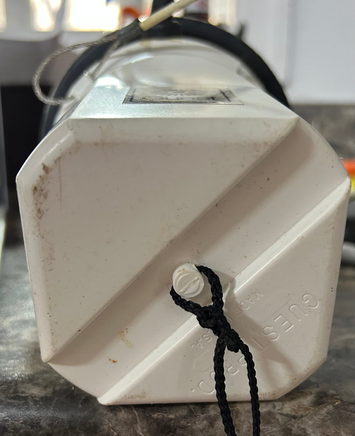 Guest 452 Automatic Anchor Light