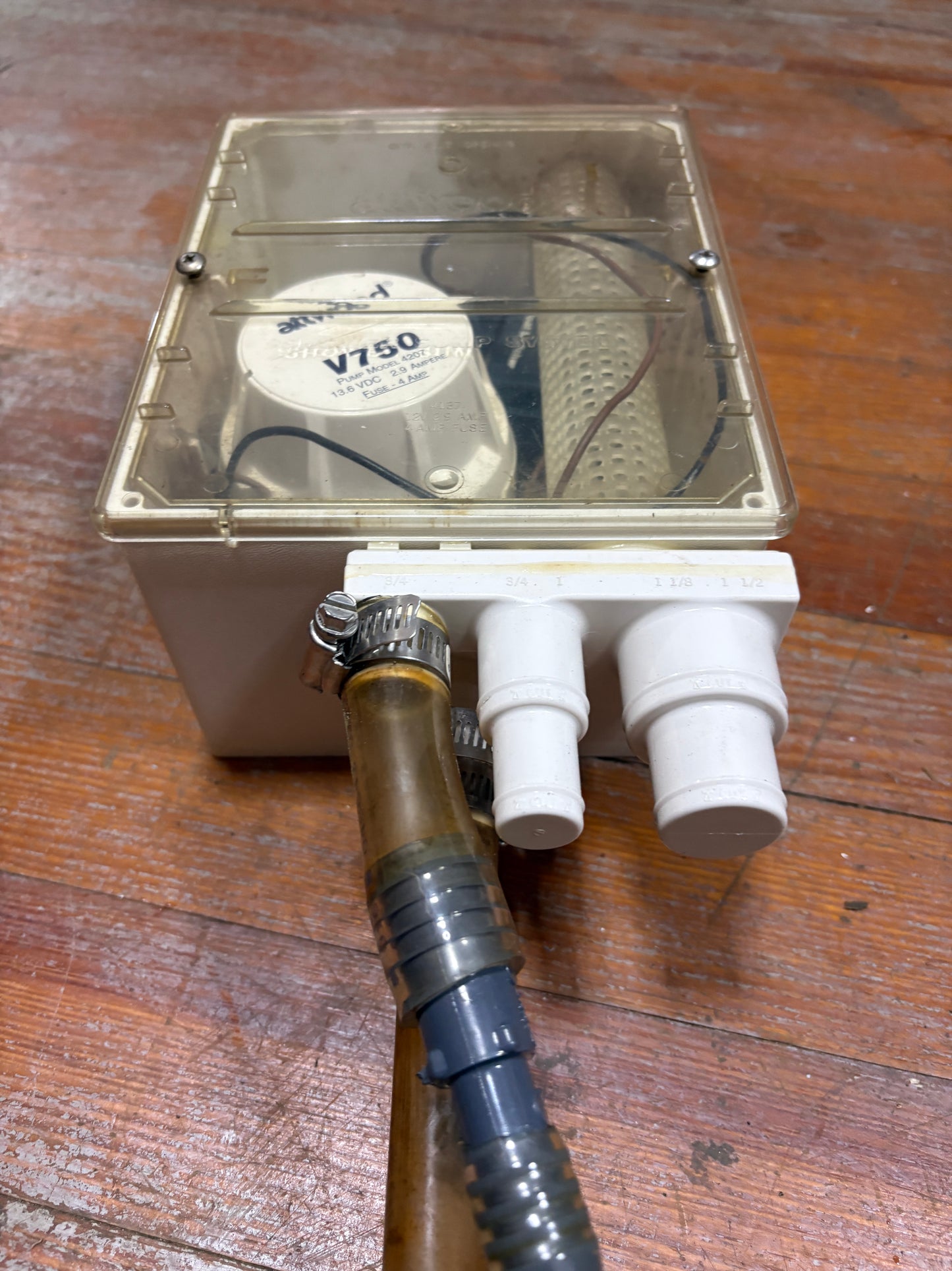 Atwood V750 Shower Pump Model 4207 13.6 VDC