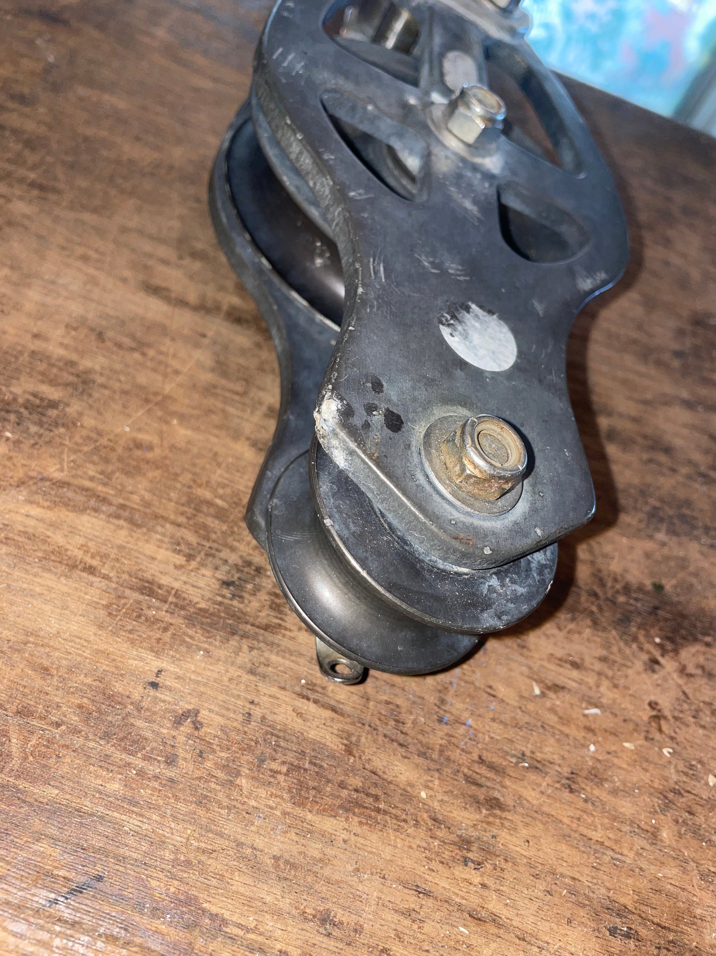 Large Penguin Swivel Fiddle Block - 4” & 1 3/4” Sheaves - 5/8” Line