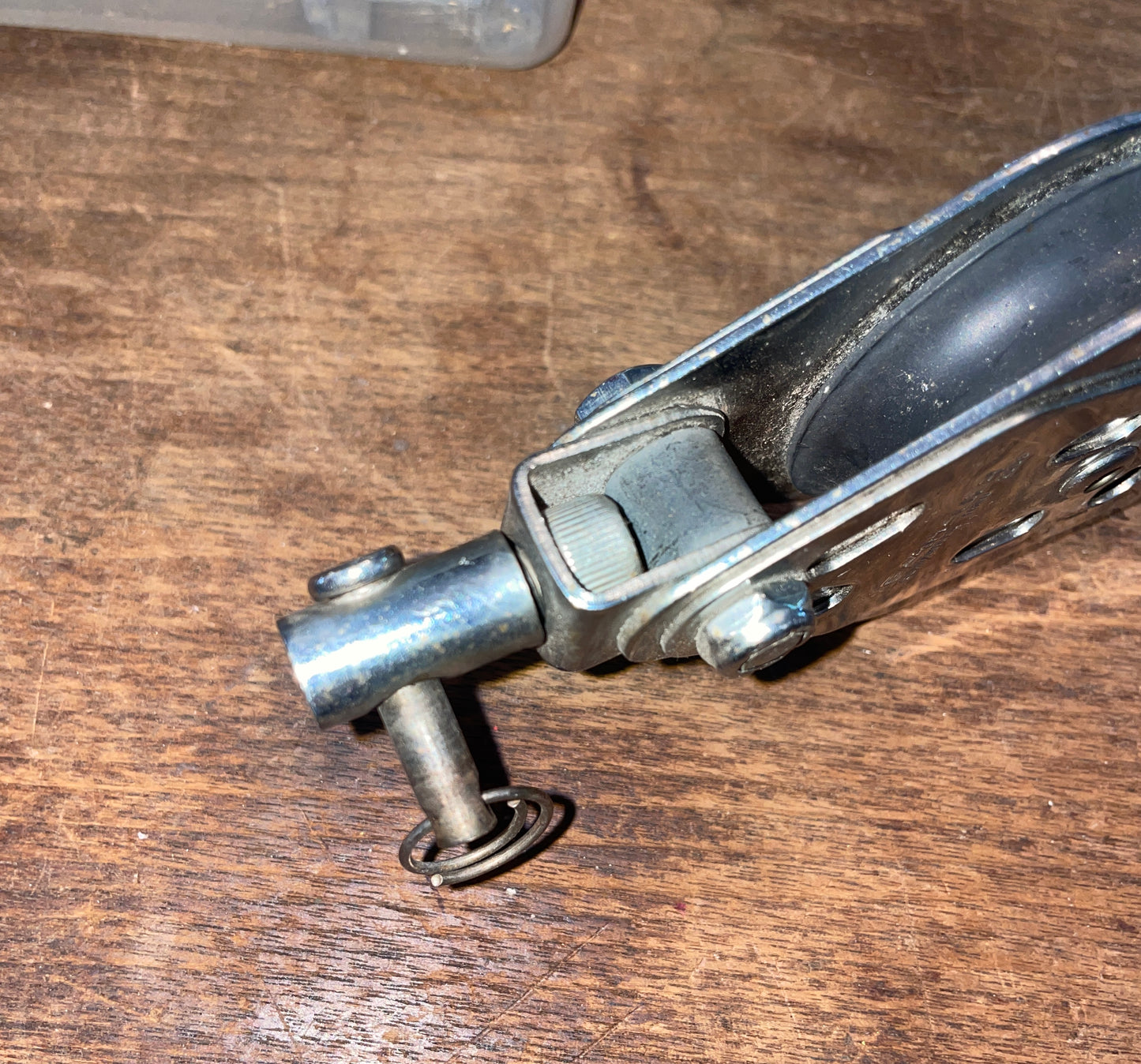 Garhauer Swivel Fiddle Block - 2 3/8” & 1 3/4” Sheaves - 7/16” Line