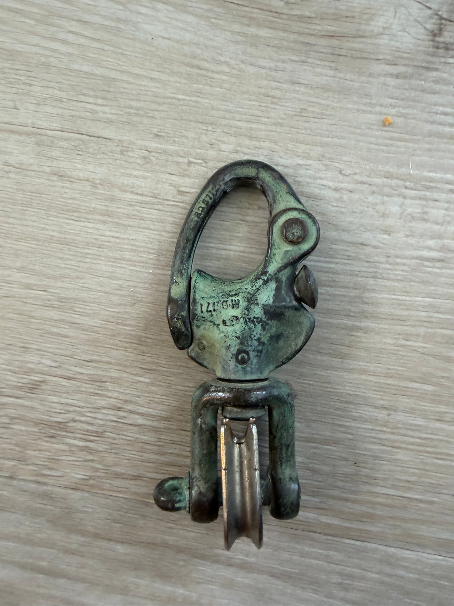 Bronze B&A Forked Bail Swivel Shackle - 1/2" Width x 3 1/4" Length