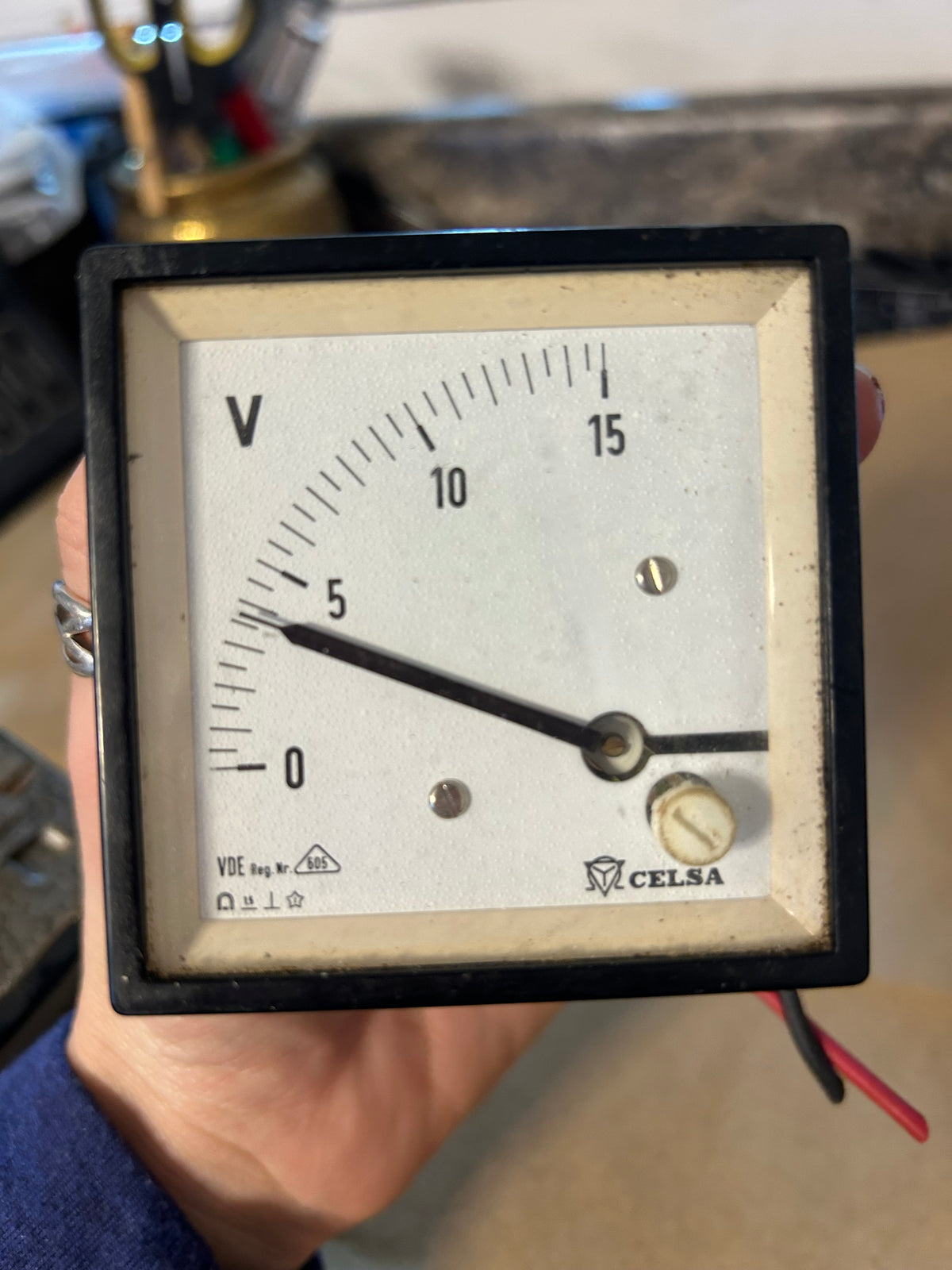 LOT OF 2 Celsa Gauges (A & V)