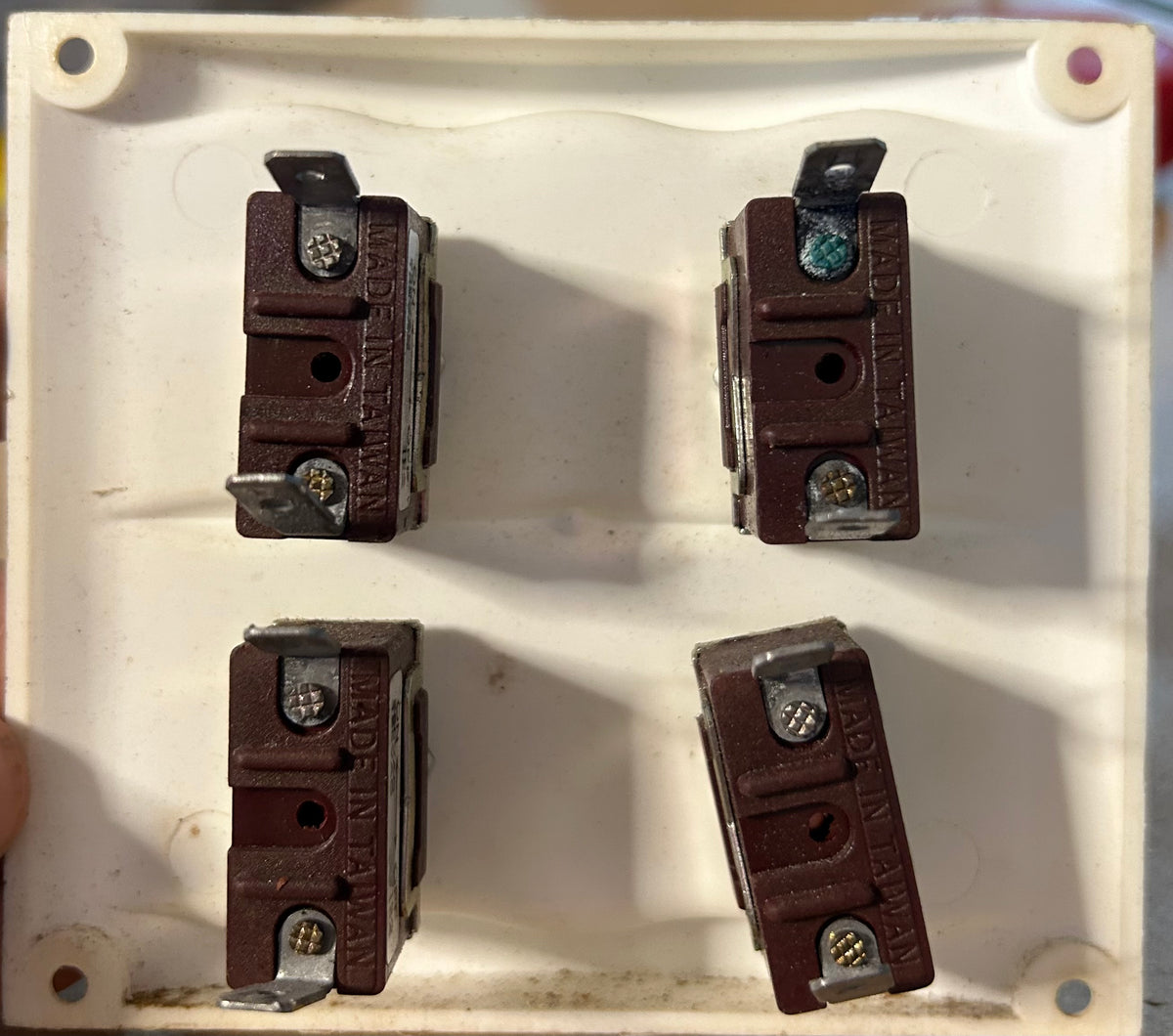 Hella 4-Switch Panel