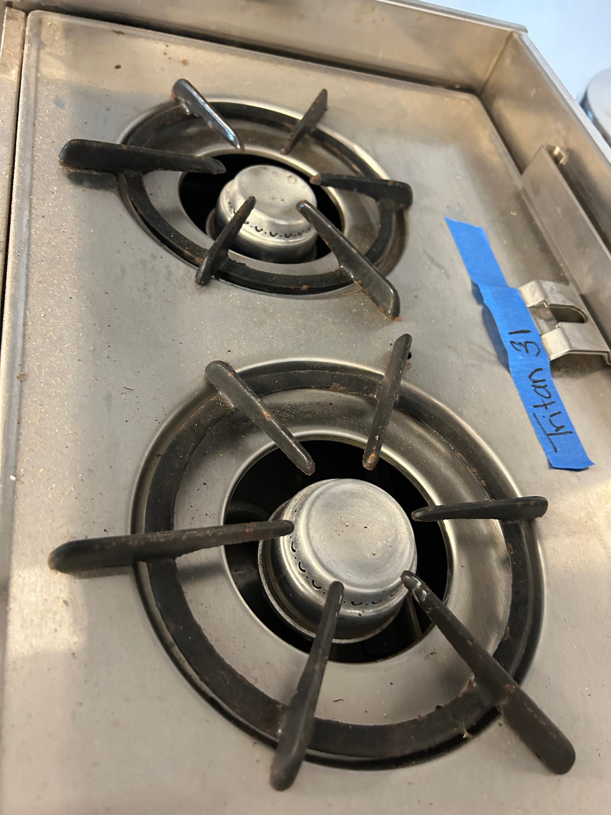 Hillerange Gimballed Propane Oven / Stove 2 Burner - Tritan 31