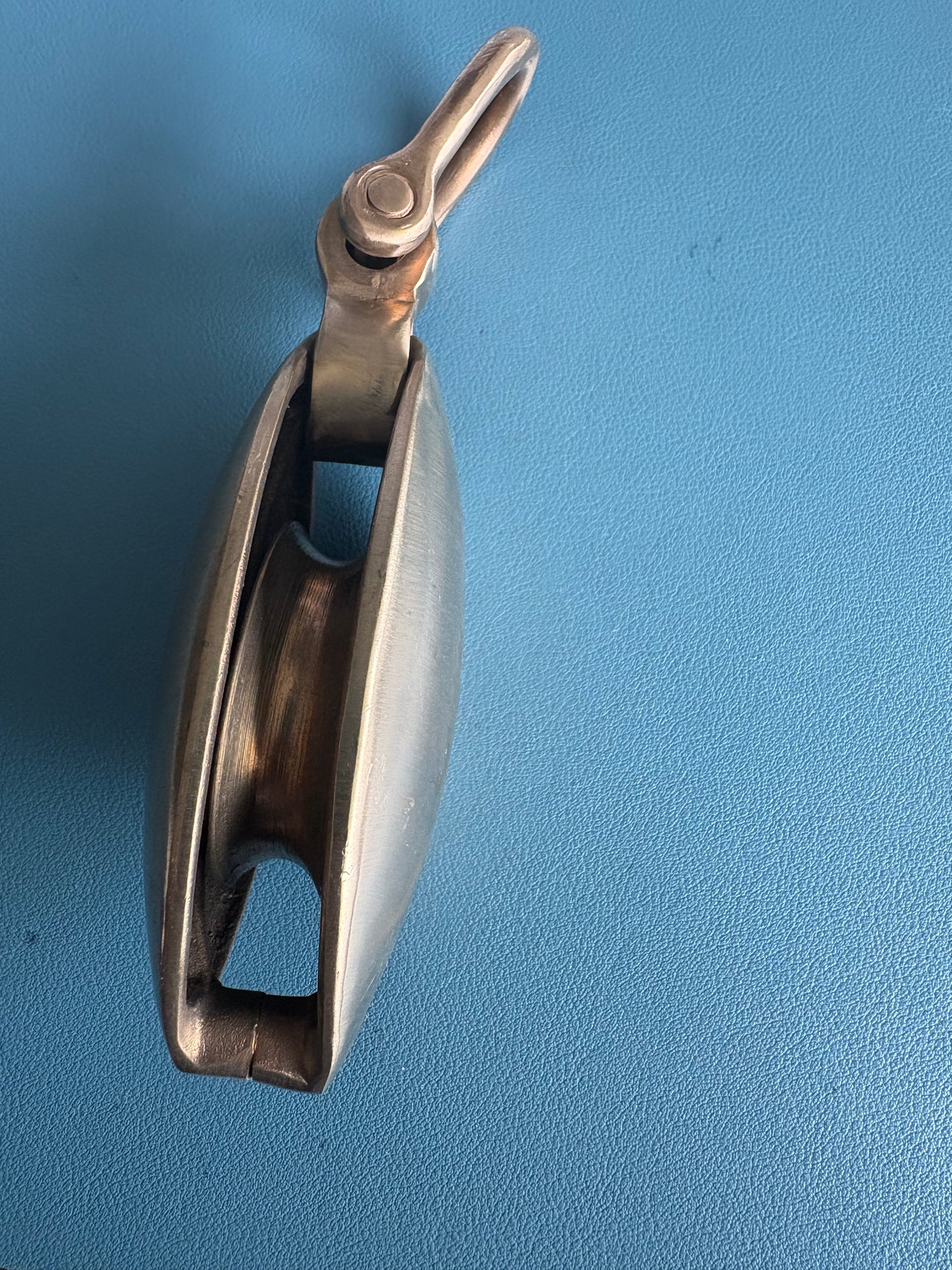 Bronze Single Block 1/2" line with Bow Shackle Code HM4218 - Herreshoff