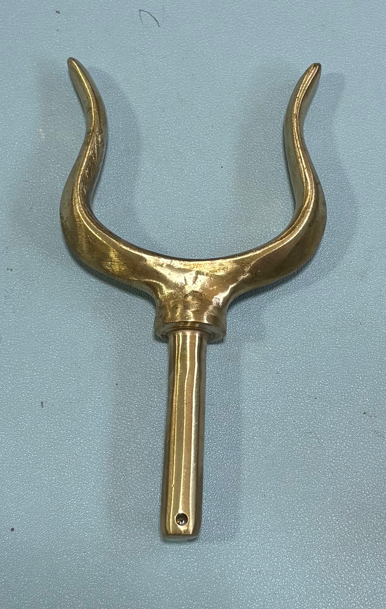 PAIR Bronze Ribbed Horn Oar Lock Code HM7309A