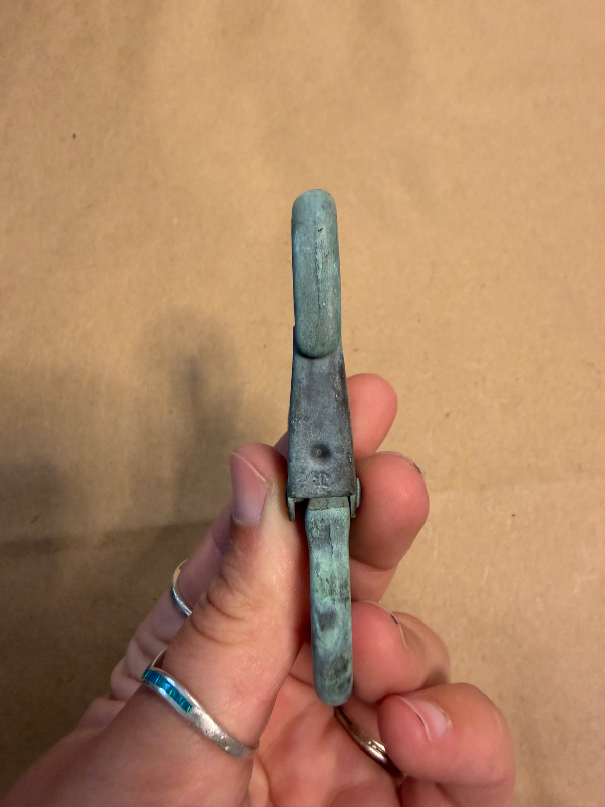 Bronze Fixed Clip - 9/16" Bail