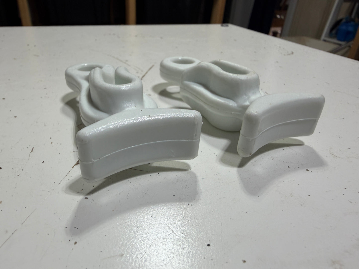 PAIR Taylor Made Lifeline White Fender Line Clip