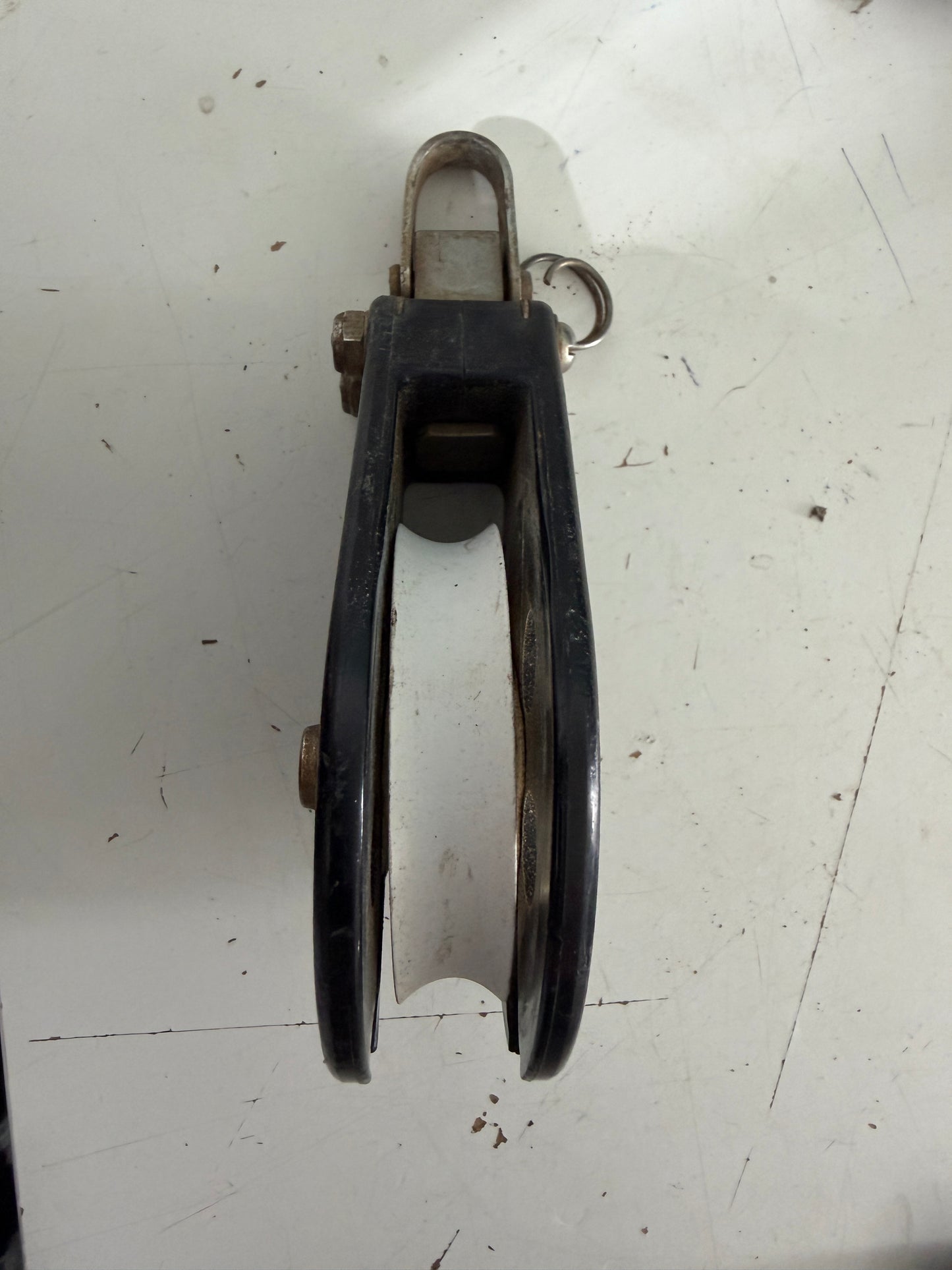 Blockits Single Swivel Block - NEEDS NEW SHEAVE
