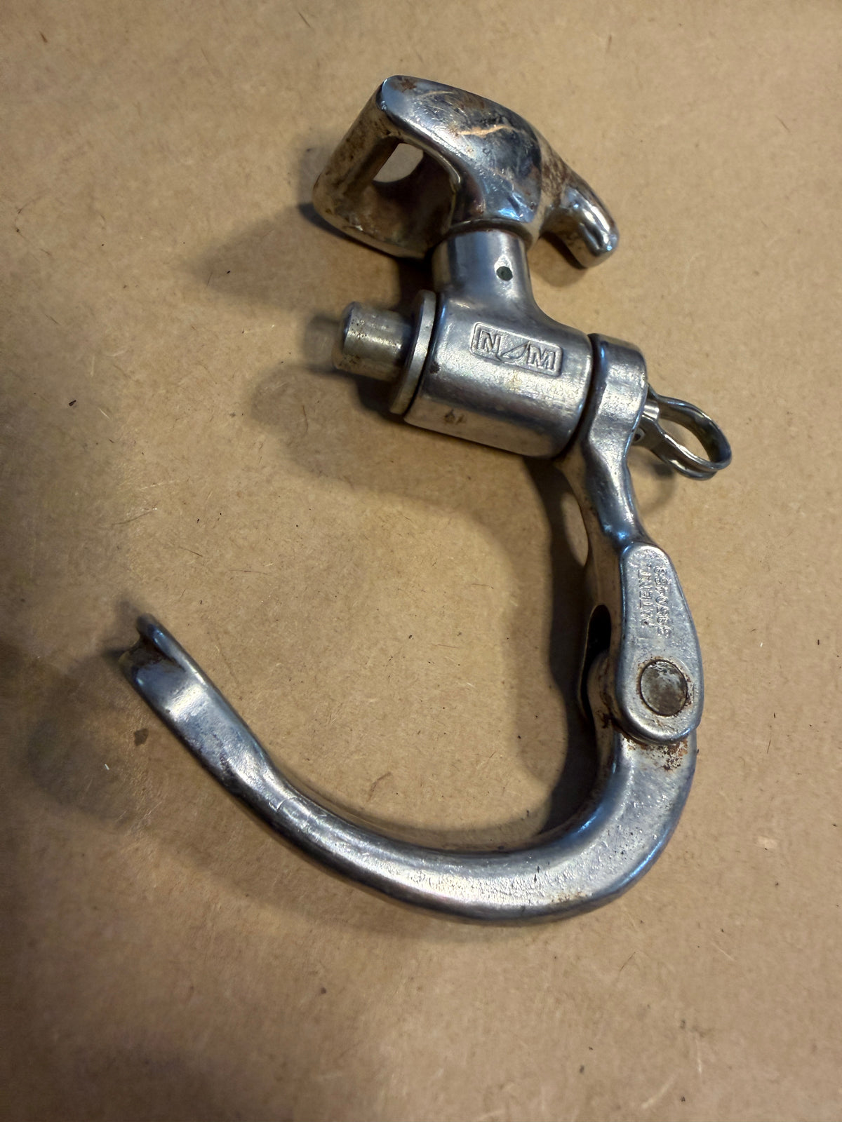 Nicro Marine Shackle Top - MODEL 3850468