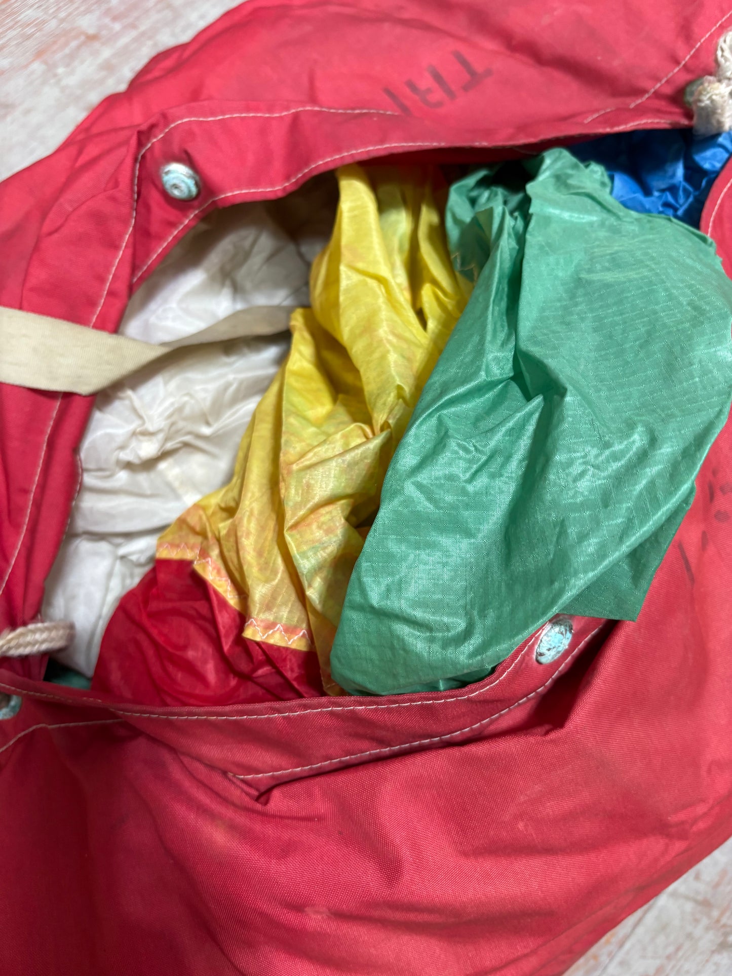 Symmetrical Spinnaker (Green, Yellow, Blue, Red, White)