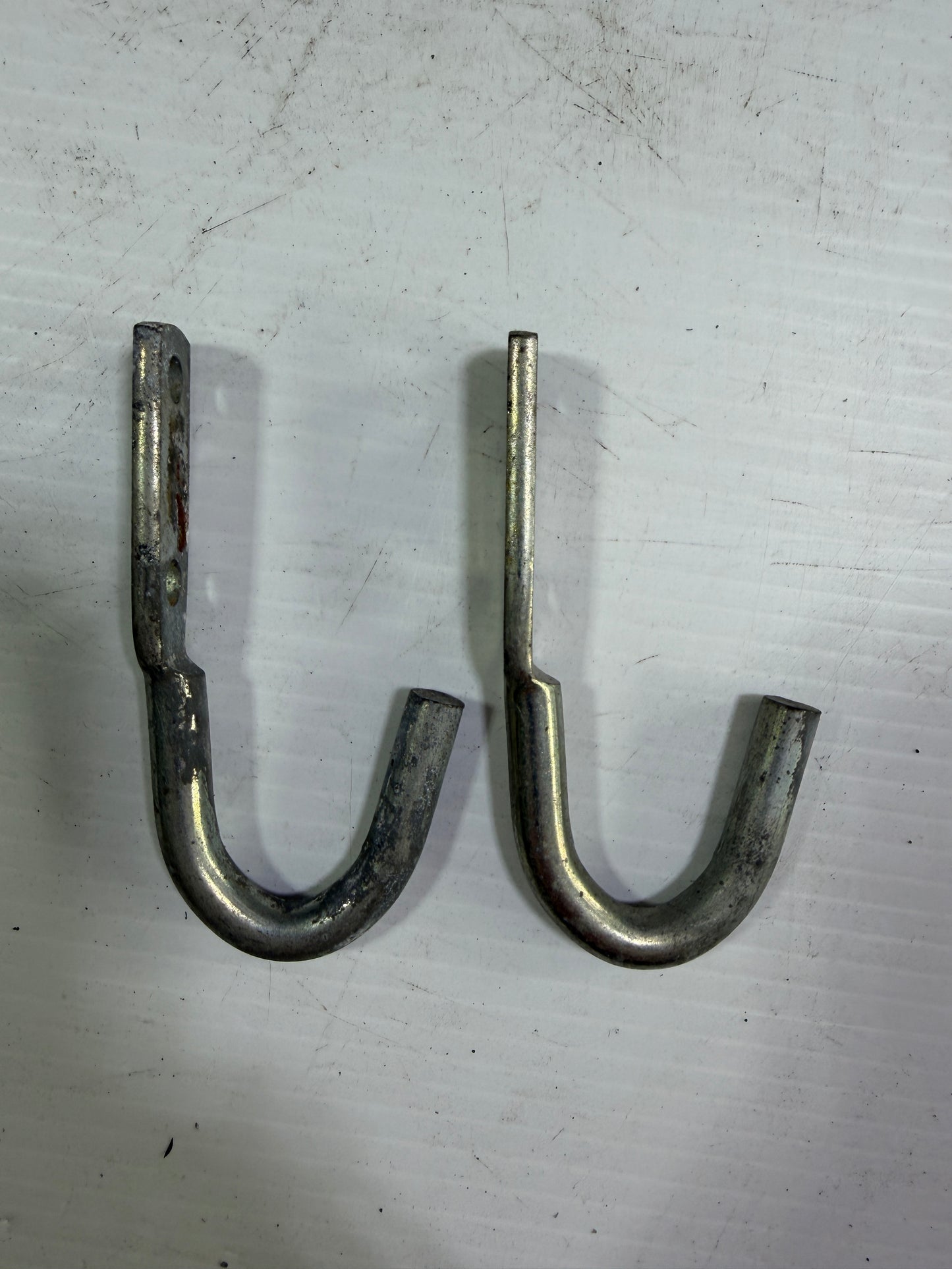 PAIR Galvanized Hooks