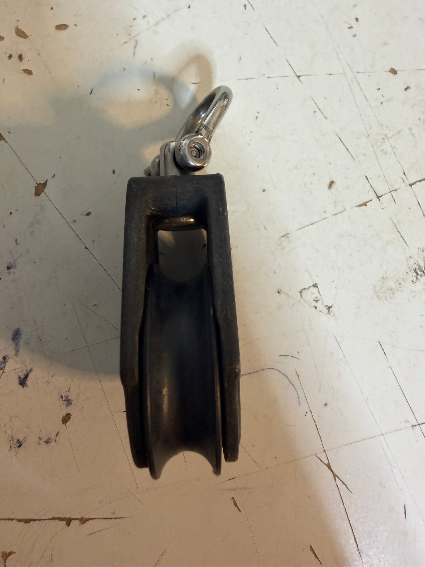 Harken 40c 1 5/8” Single Swivel Block- 3/8” Line - Good Condition