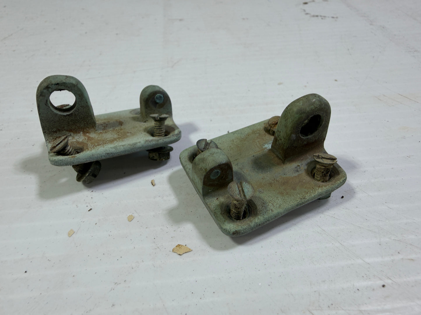 PAIR Bronze Latch Hardware