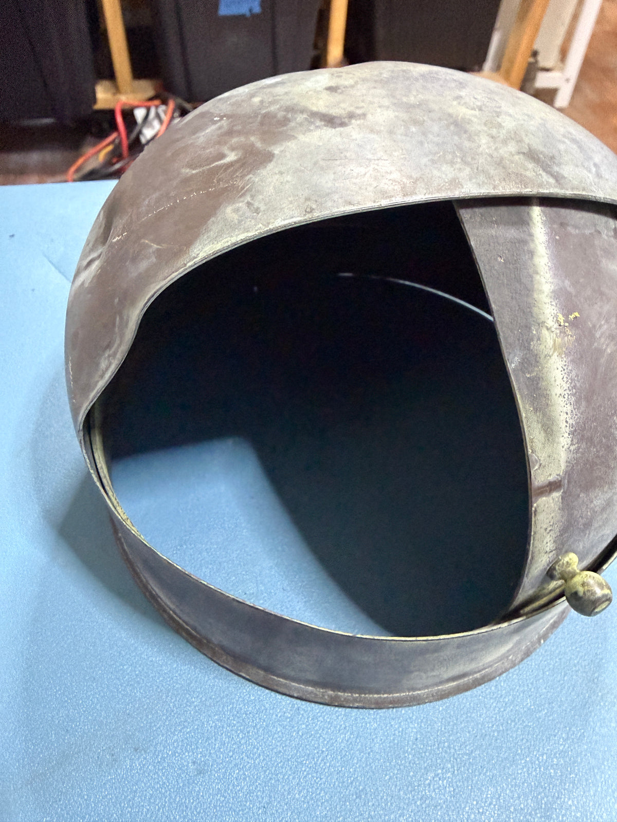 Bronze Compass Housing Top - 7" Diameter - DENTED