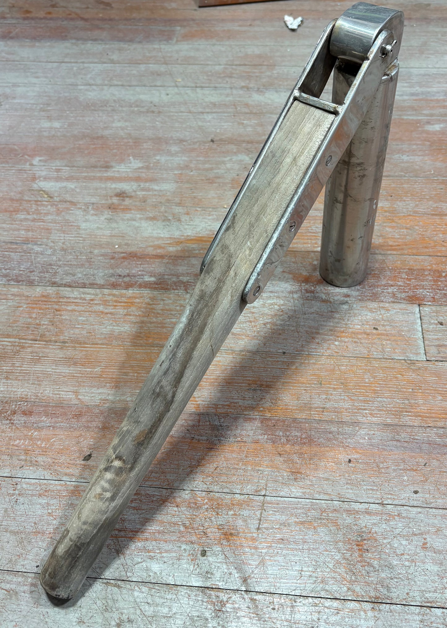 33" Emergency Tiller From Rakifi 35 -- #24