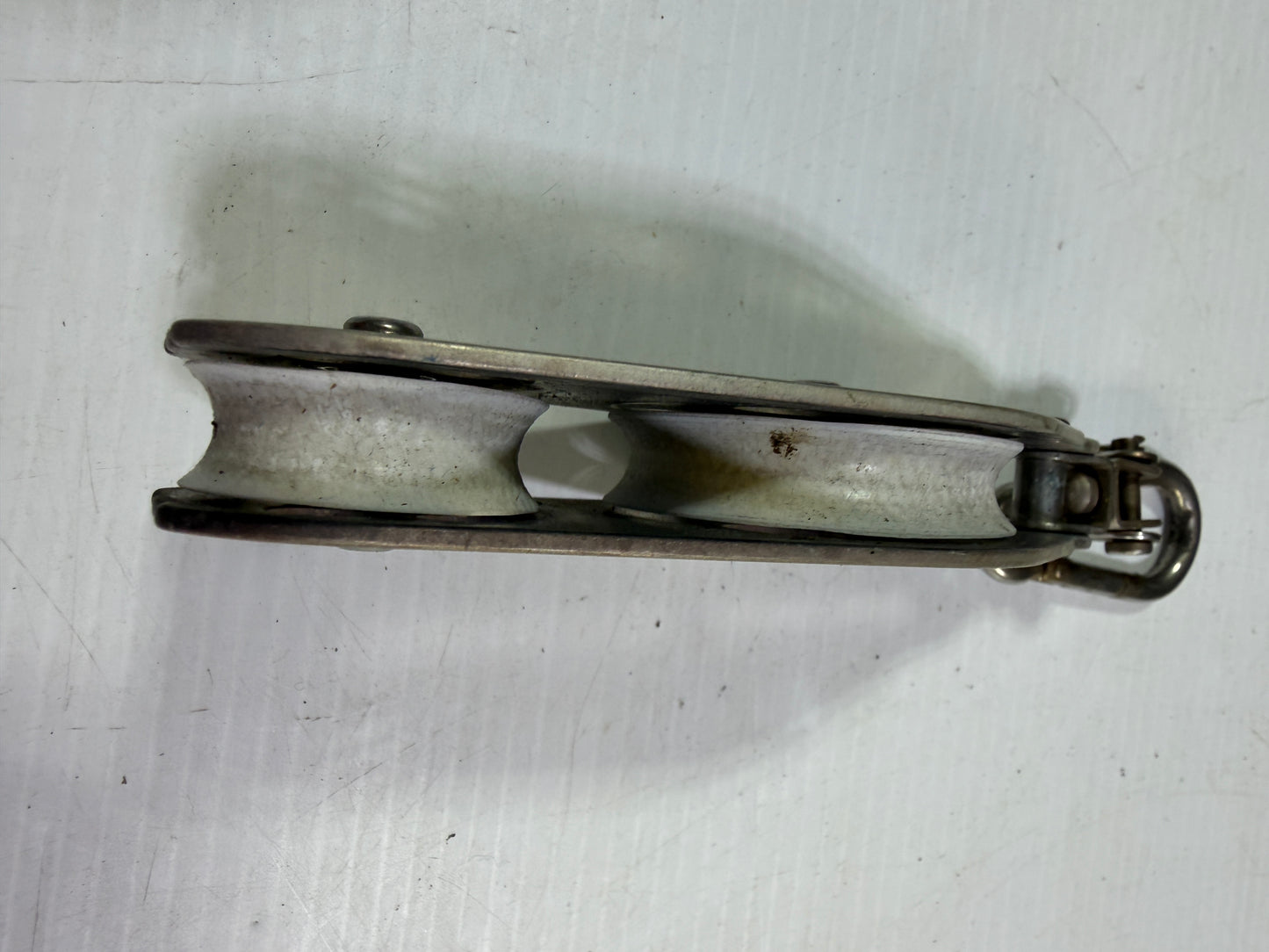Schaefer Fiddle Block - 2 1/4" & 1 1/2" Sheaves - 1/4" Line