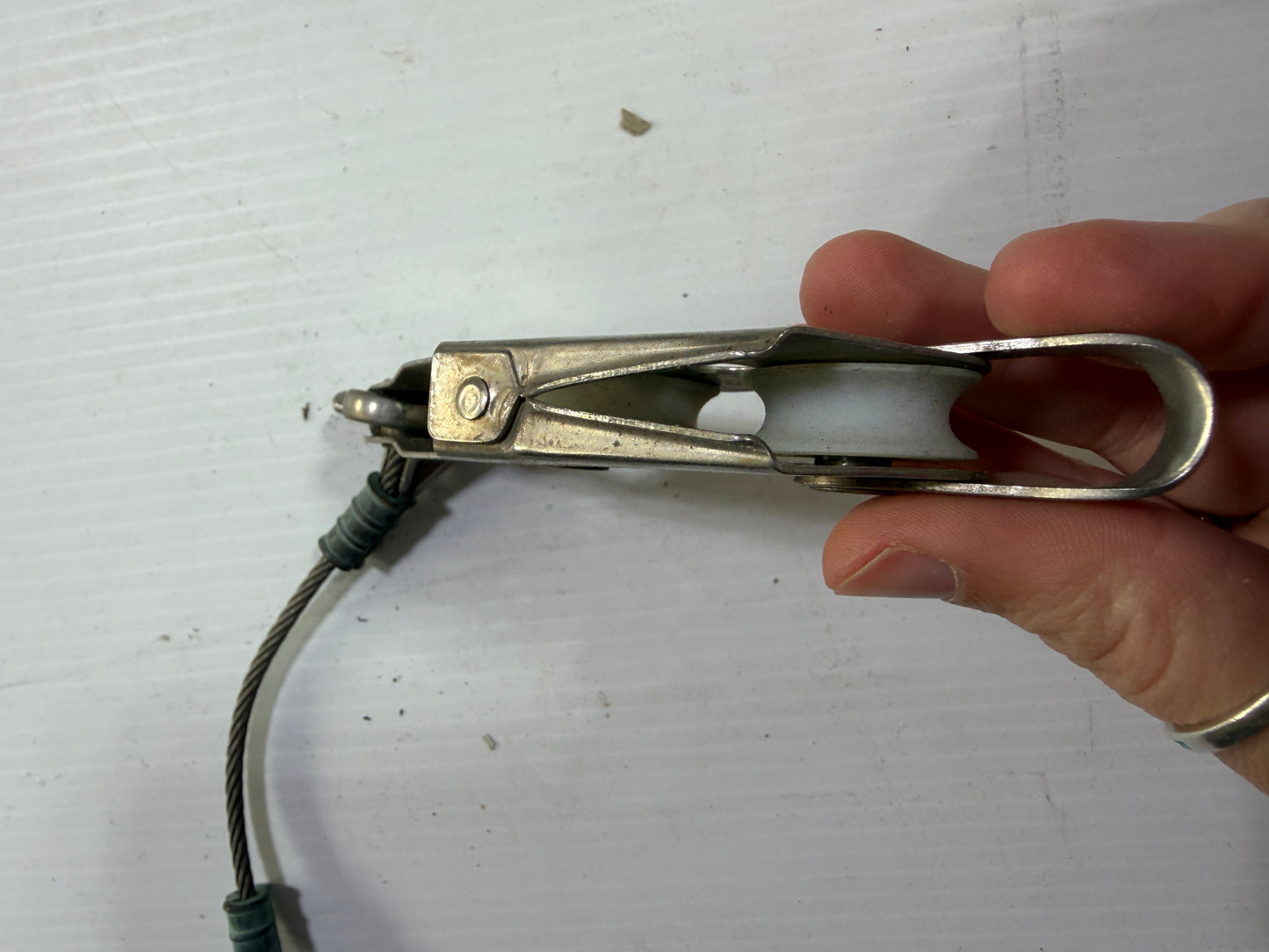 Utility Fiddle Block V Jam Cleat - 3/16" Line Width - 6 1/2" Cable