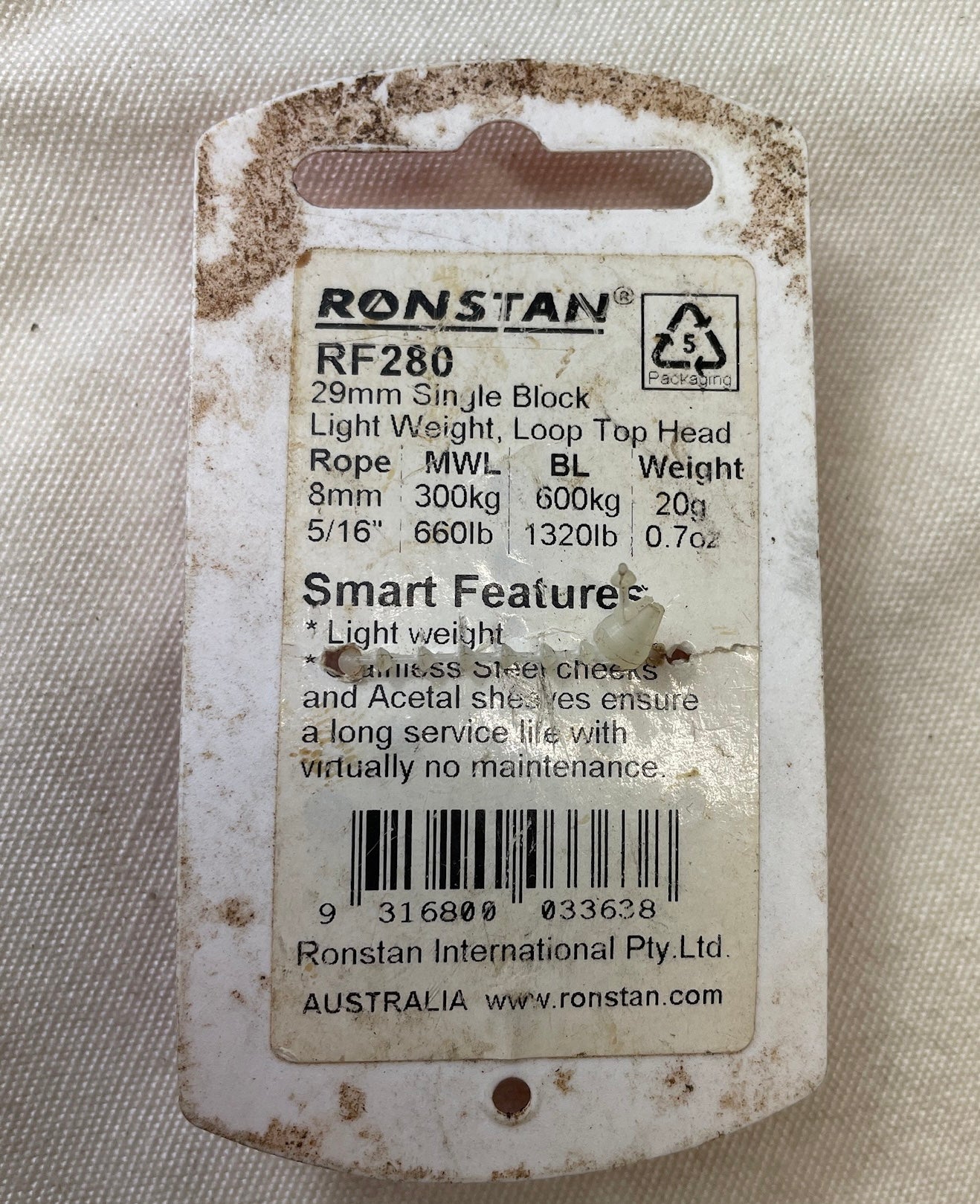 Small Ronstan Single Block -1 1/8” Sheave (5/16” Line) - NEW